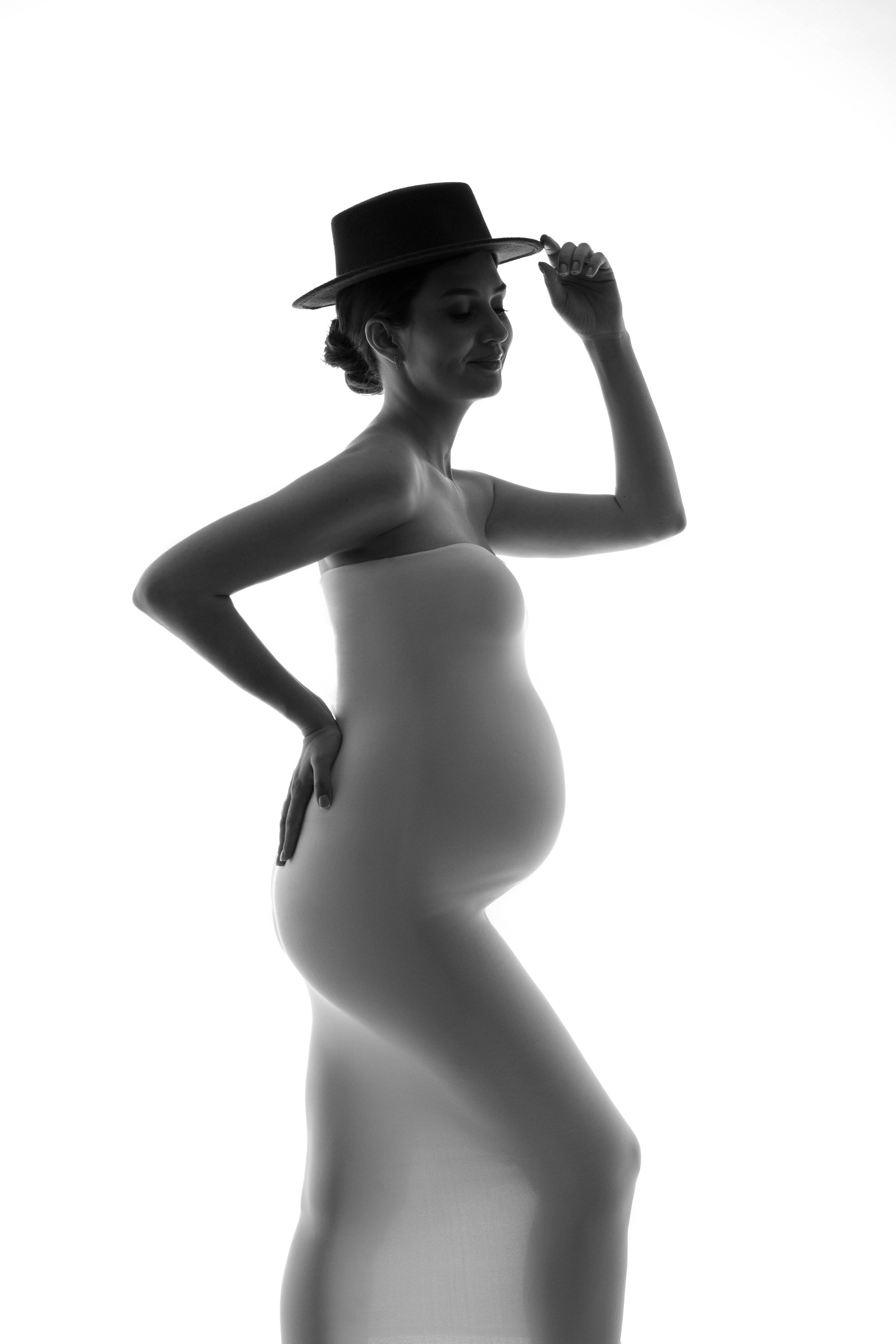 Съёмочный гардероб. Фотограф в стиле минимализм Тюмень