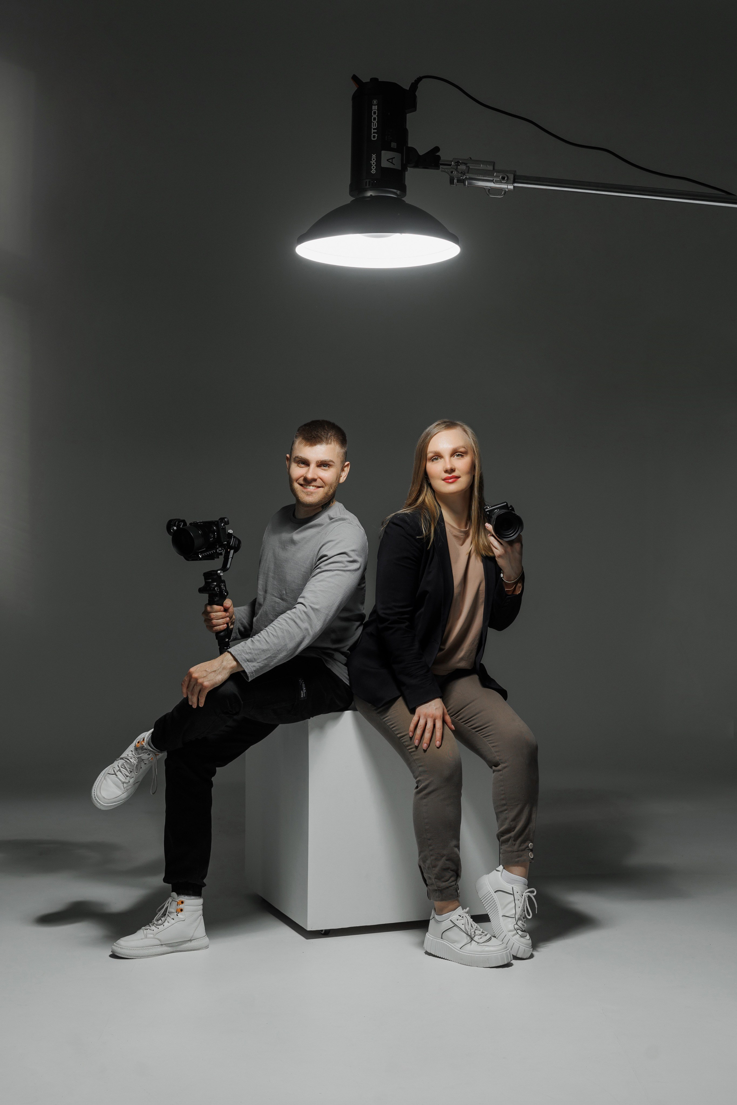 Контакты. Свадебные видеографы Валерия и Станислав