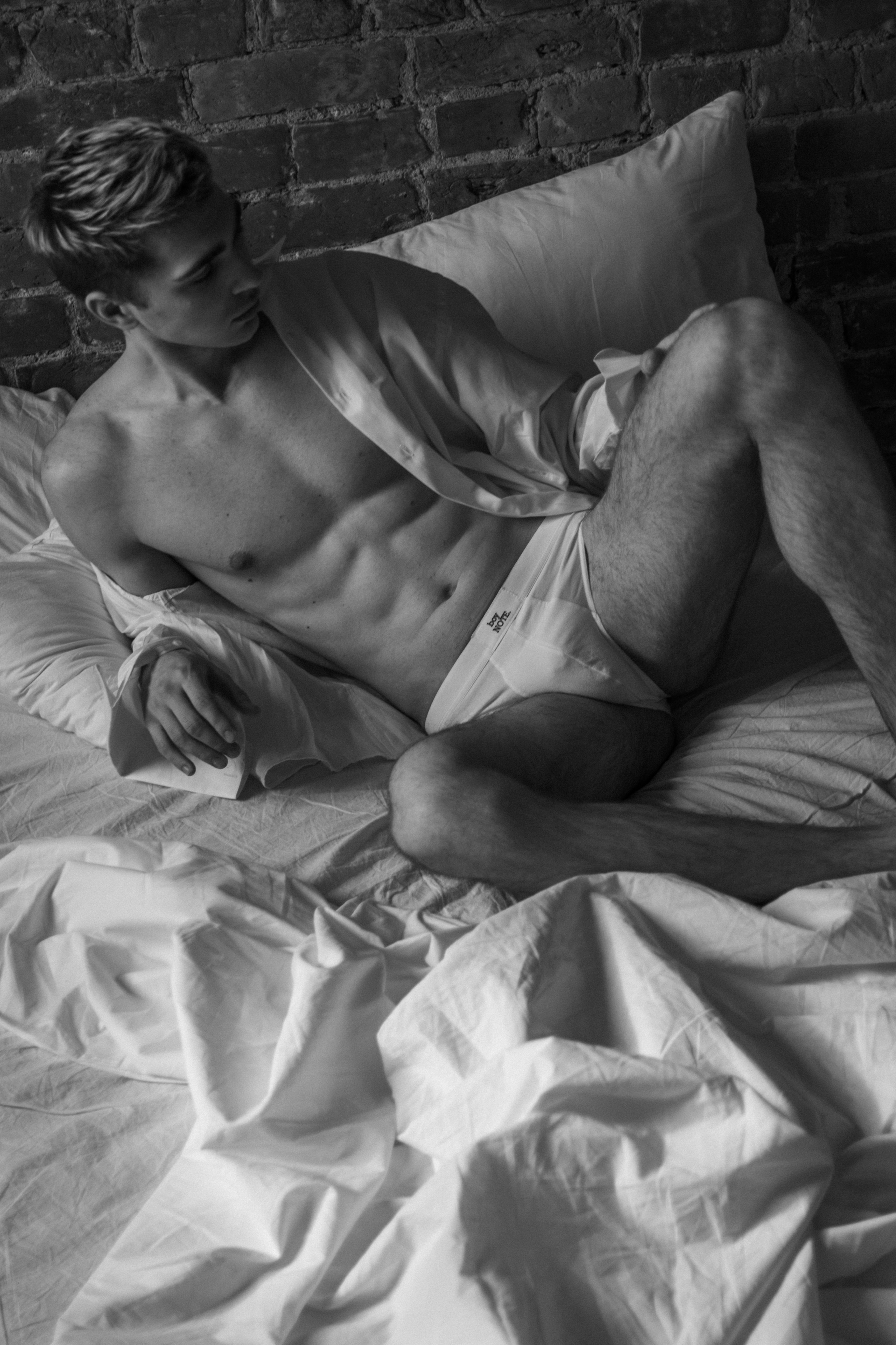 Boy NOTE. Дизайнерская мужская одежда, которую может носить Ваша девушка