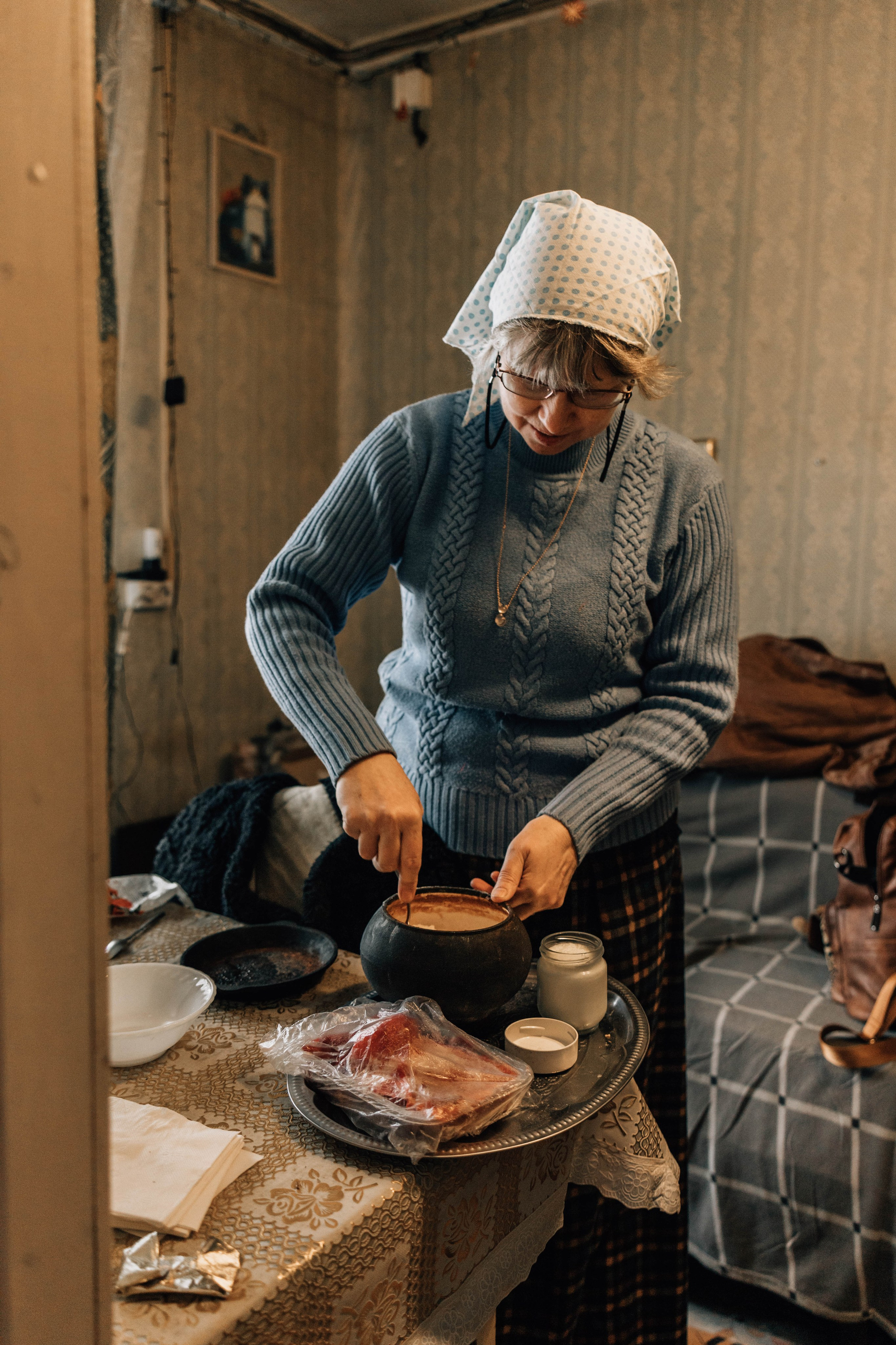 Александра: пошив церковных облачений. Фотограф Серебряные Пруды — Екатерина Рыкина | Детские и семейные фотосъемки, бытовой жанр