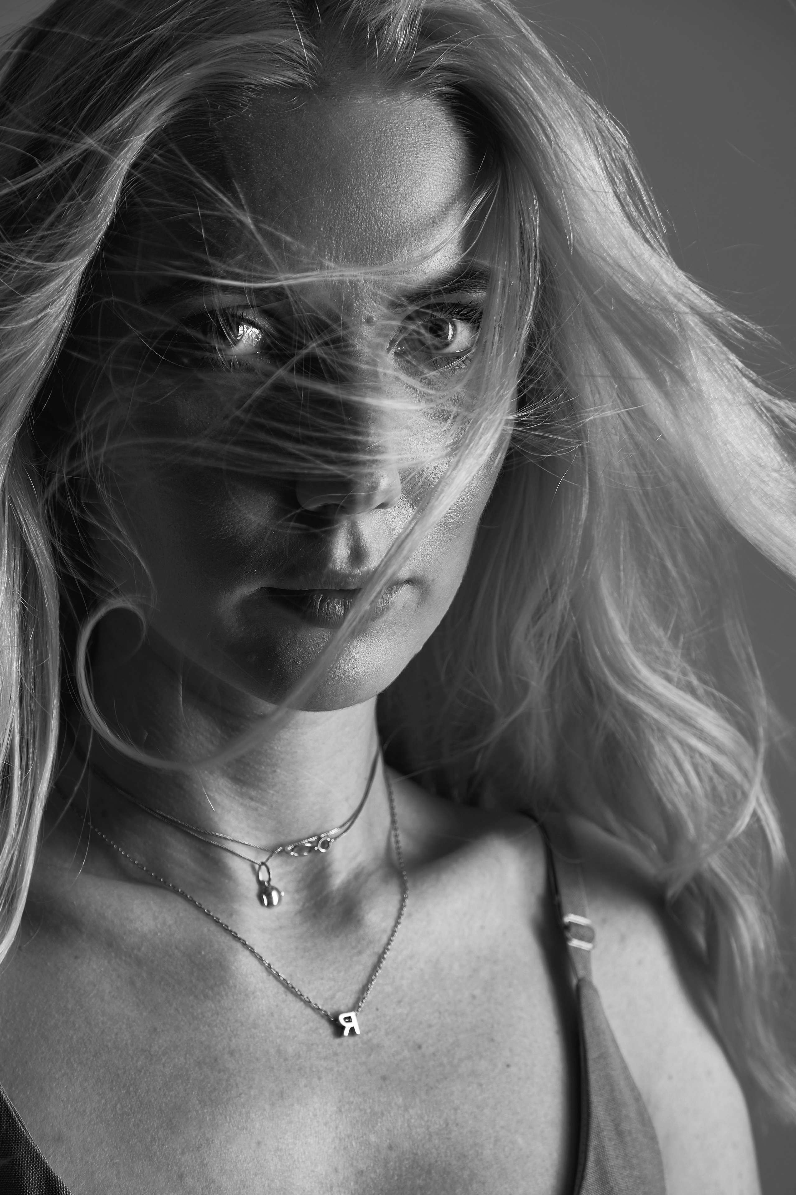 Оффлайн курс в студии RoRo по творческой съёмке. Фотограф Яковлев Роман — Красноярск