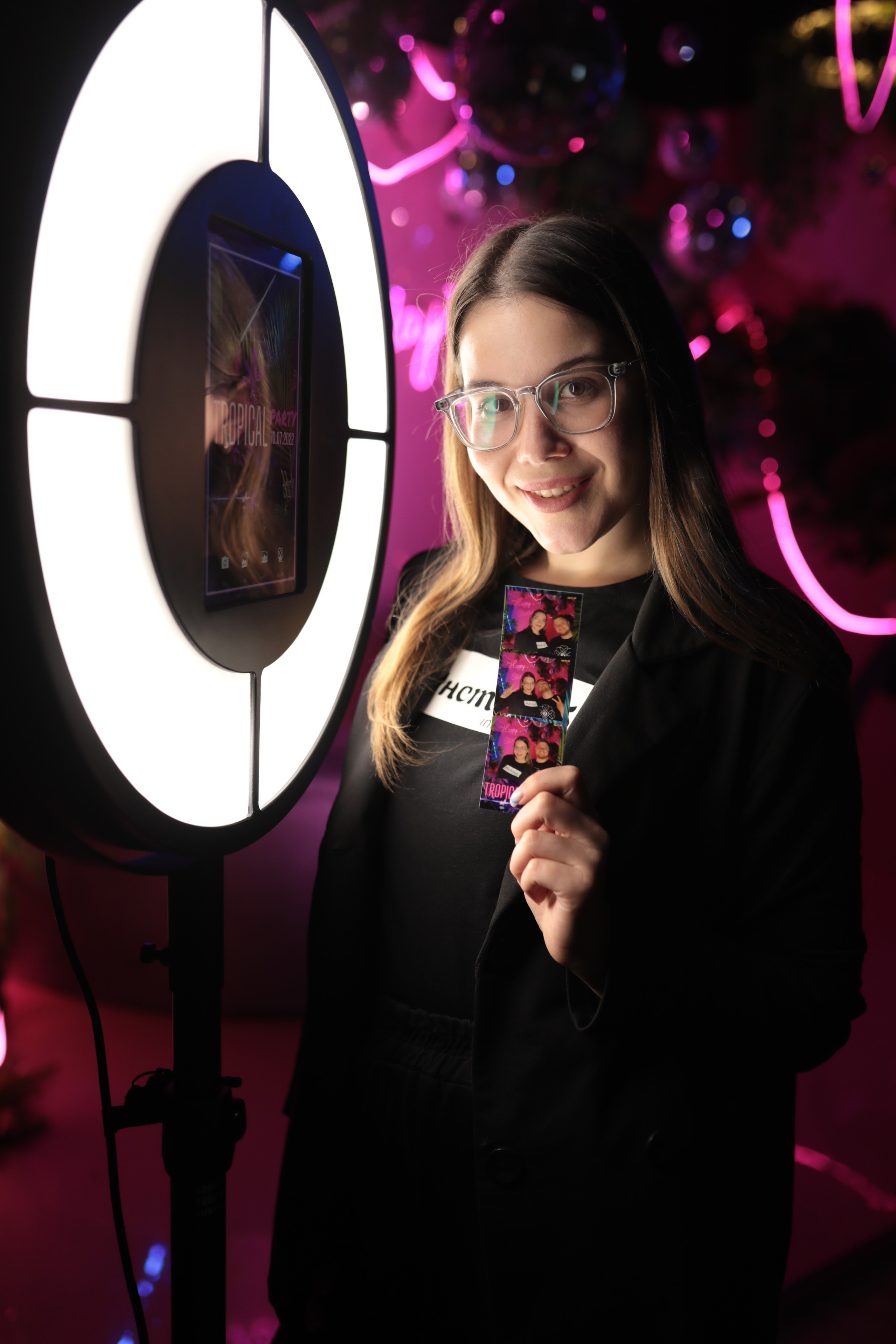 GIF — СТОЙКА