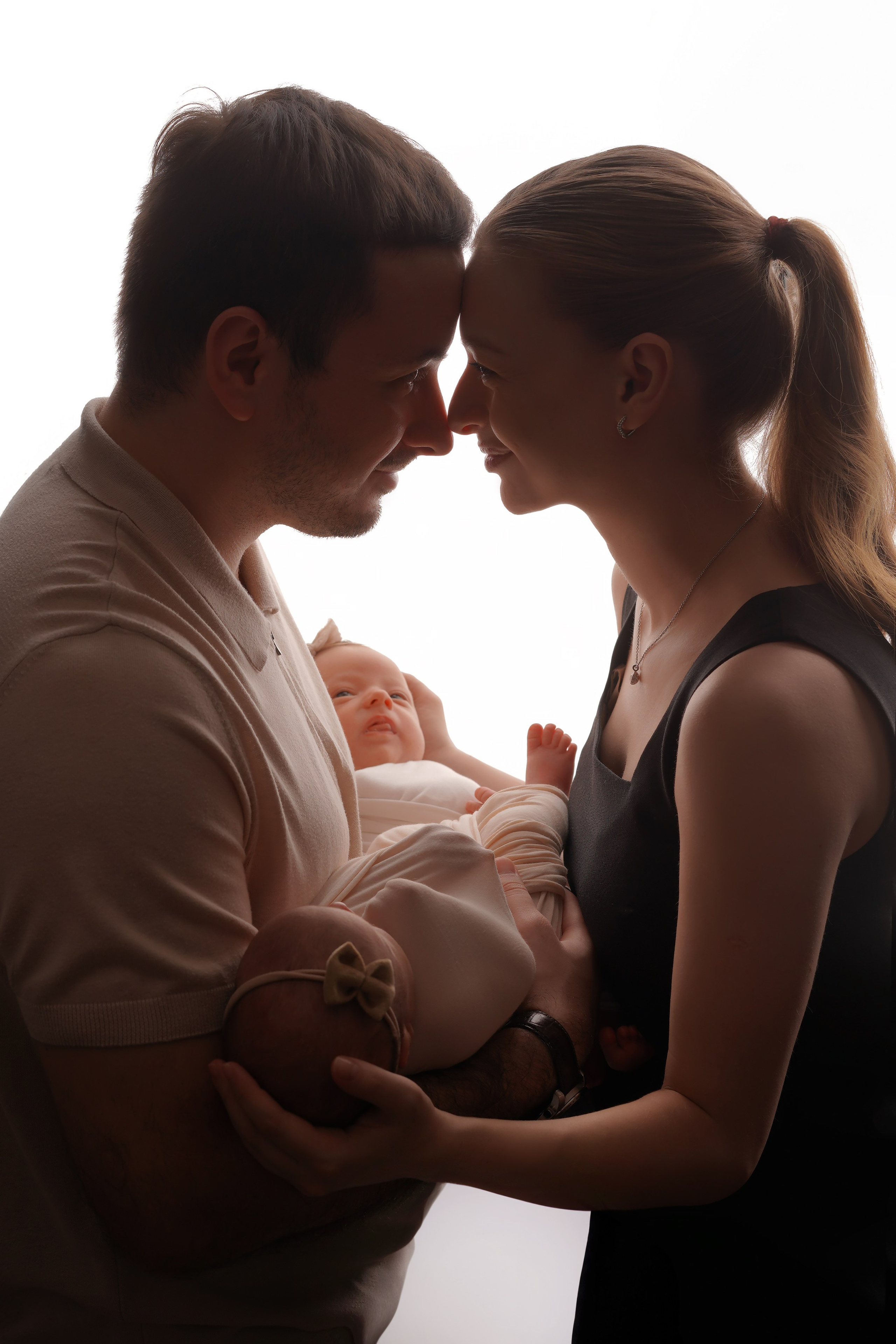 Новорожденные. Классика. Фотограф новорожденных беременных в Тюмени Ткачук Татьяна