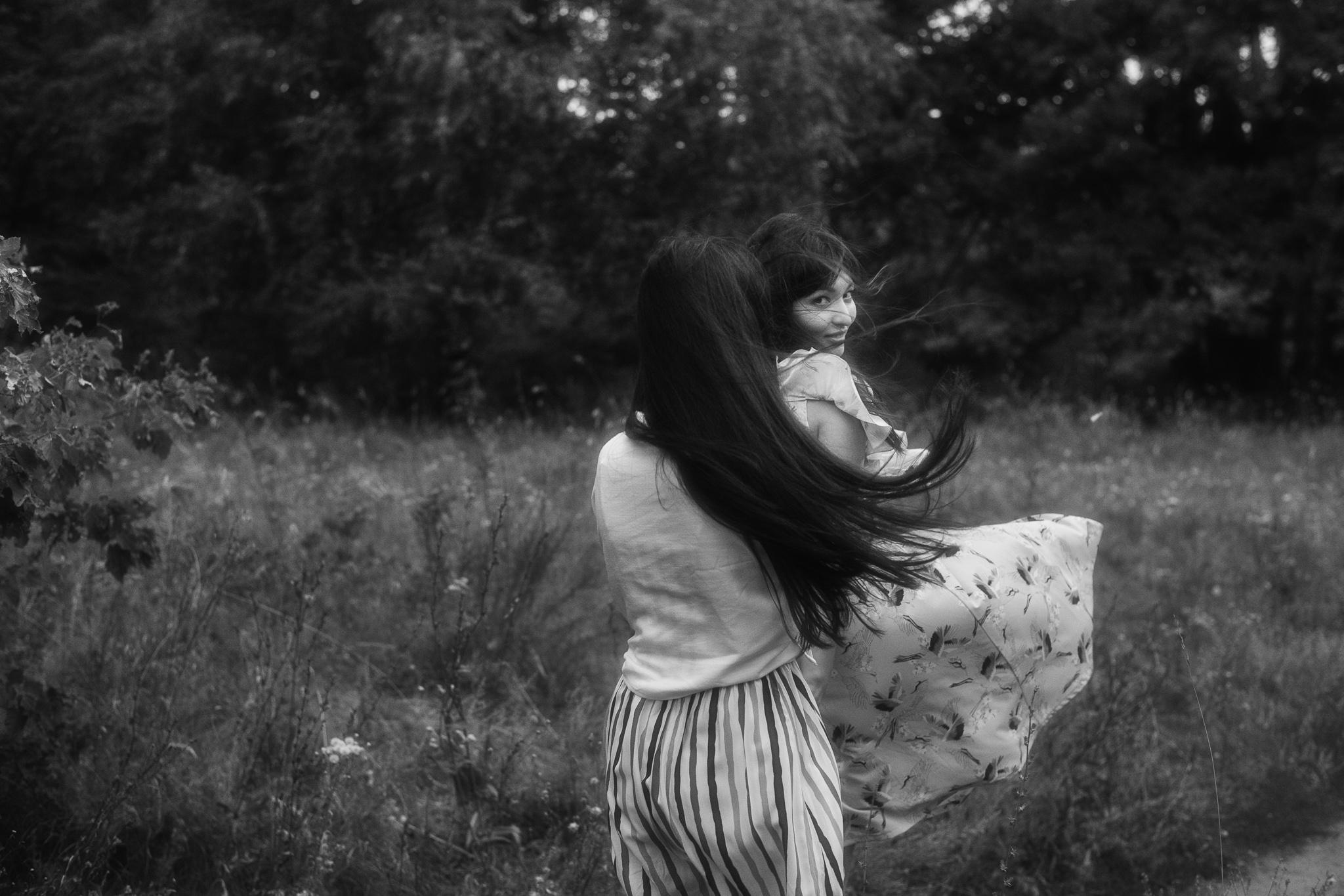 Сестренки Ольга и Ирина. Фотограф Валерия Голубева (Миронова)