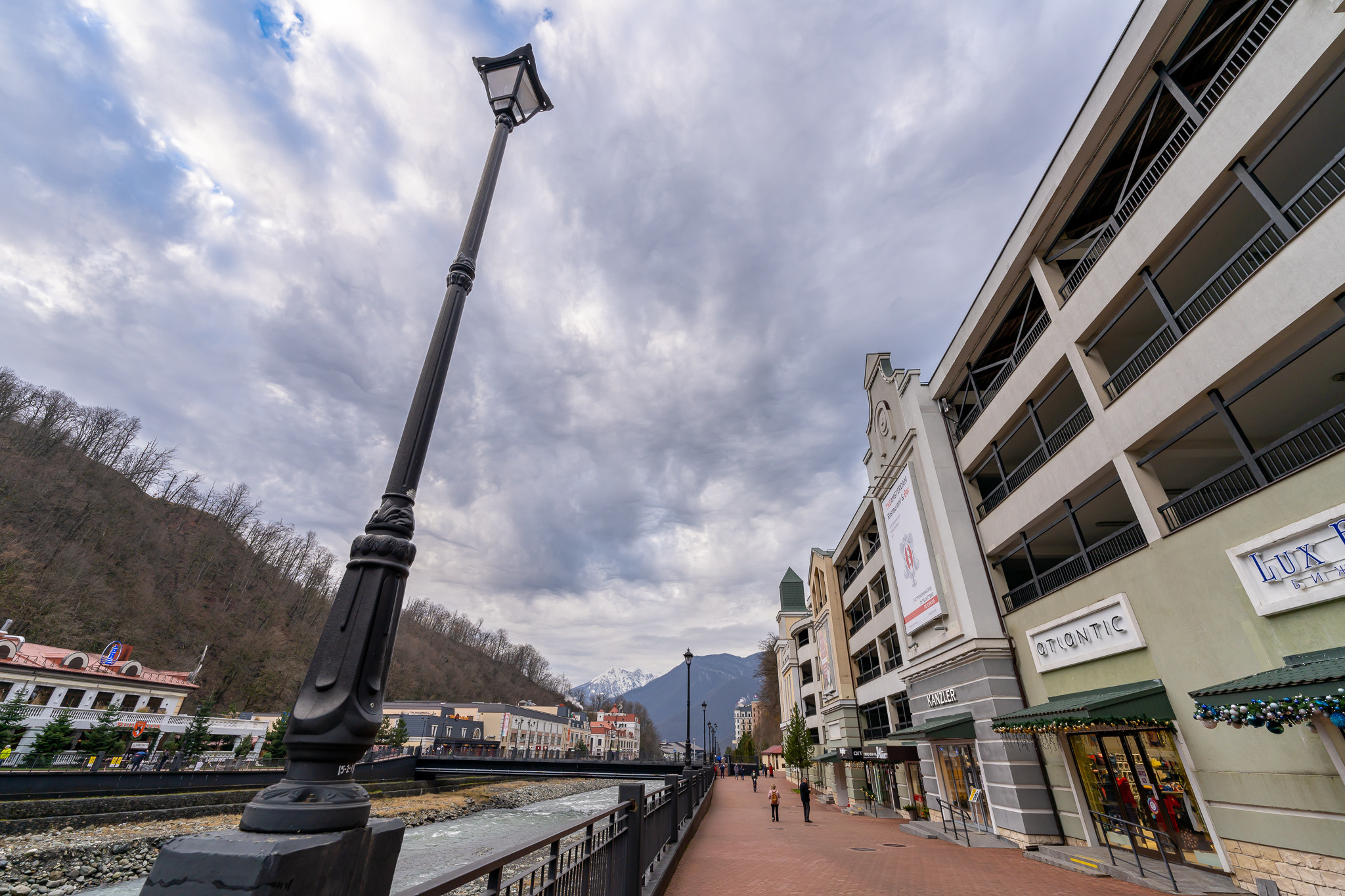 Роза Хутор днем