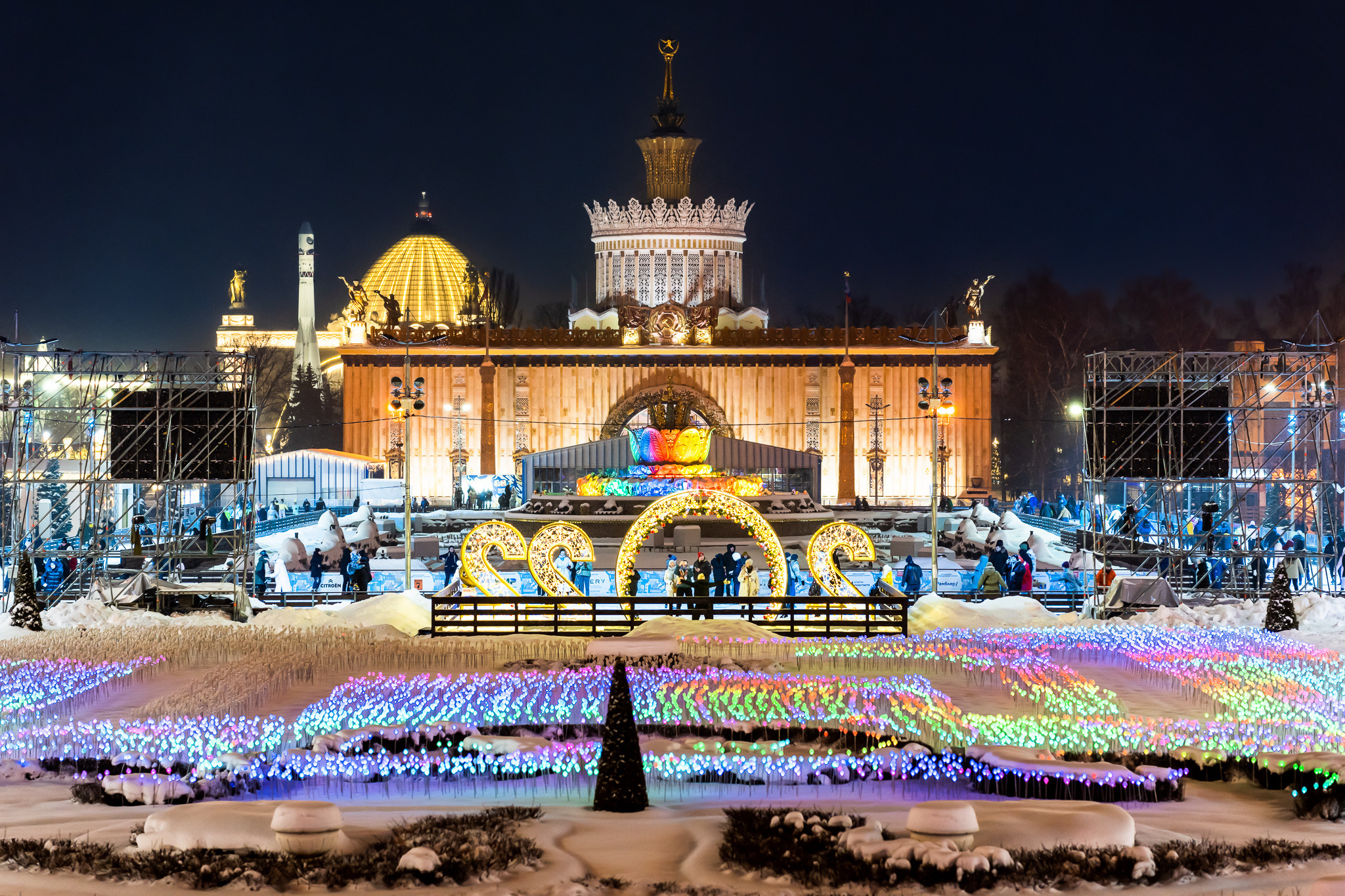 ВДНХ в новый год 2022