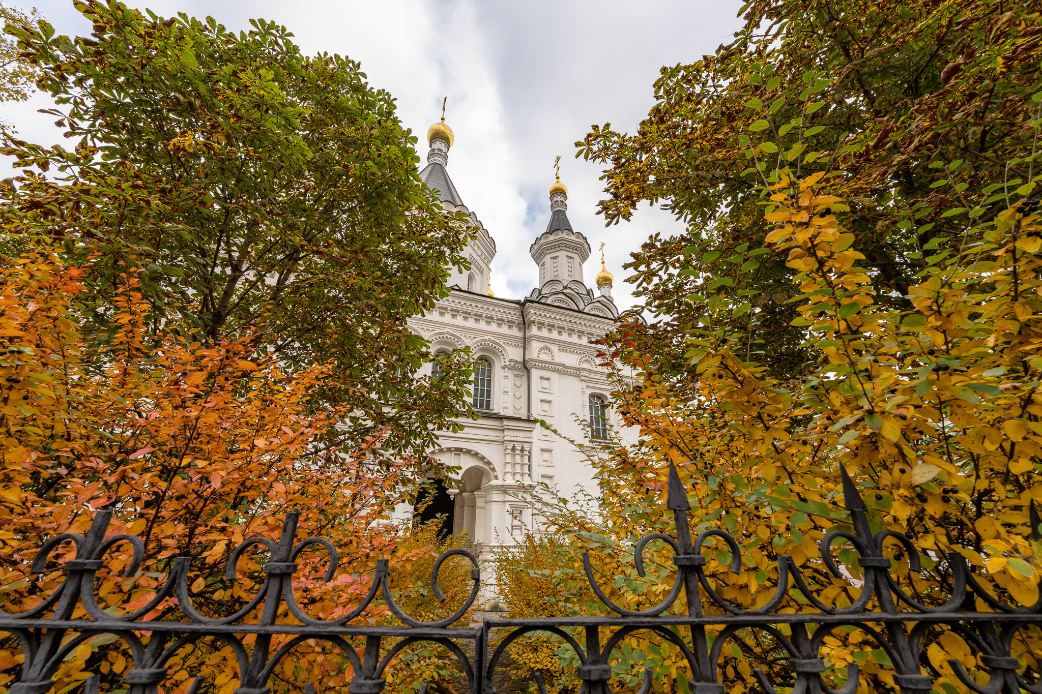 Храм Архангела Михаила в Москве