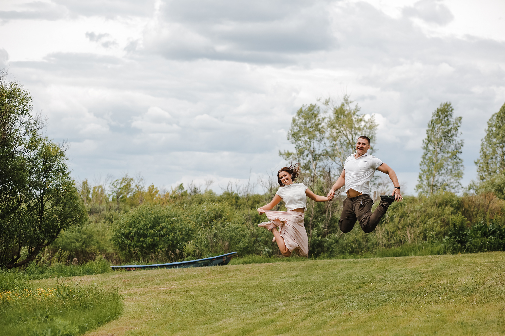 Катя и Вова. Органичность, спаниель и телефонная будка. Фотограф Антон Никандров