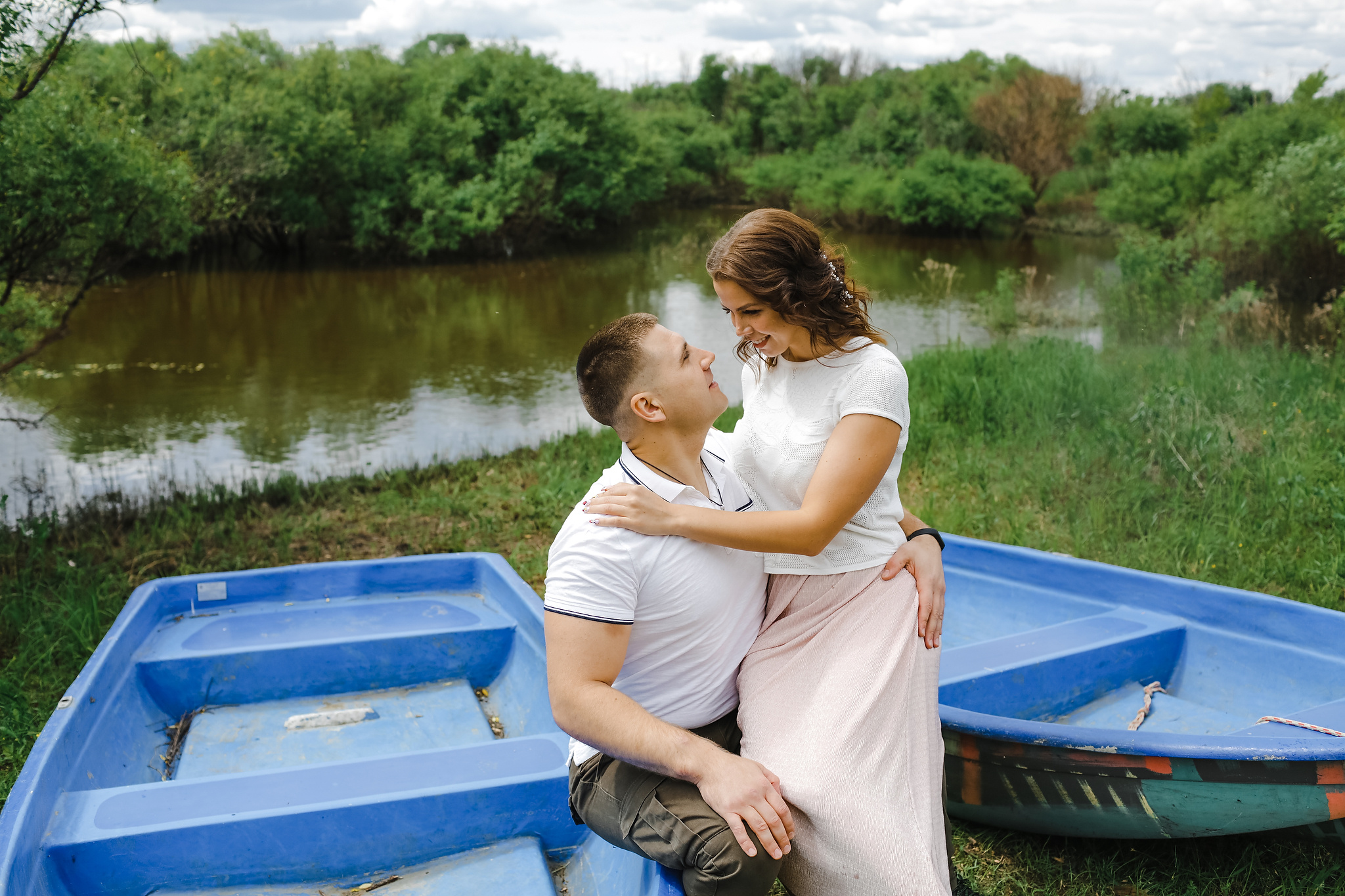 Катя и Вова. Органичность, спаниель и телефонная будка. Фотограф Антон Никандров