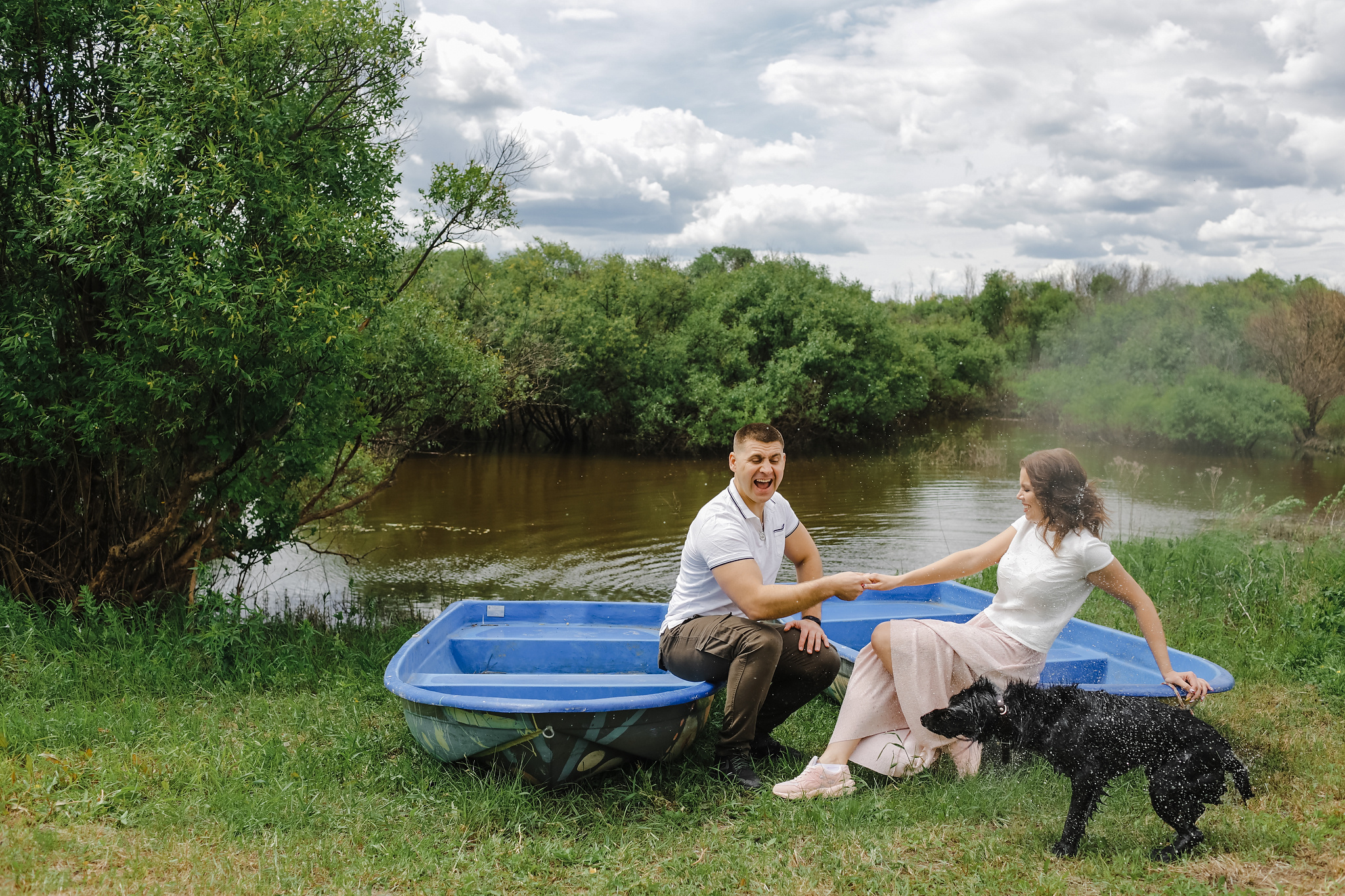 Катя и Вова. Органичность, спаниель и телефонная будка. Фотограф Антон Никандров