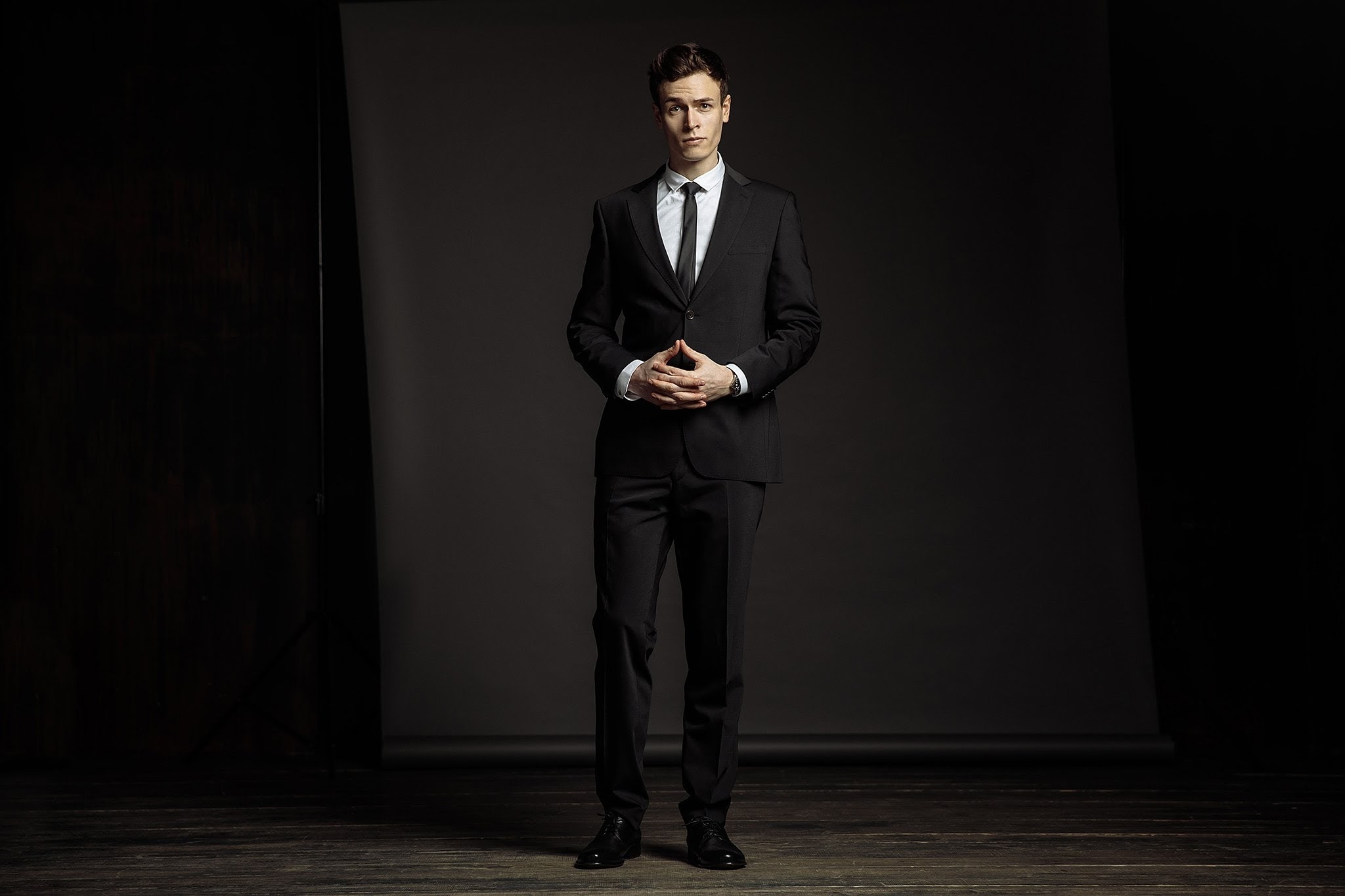 Евгений. Потрет ведущего. Фотограф Игорь Цаплин