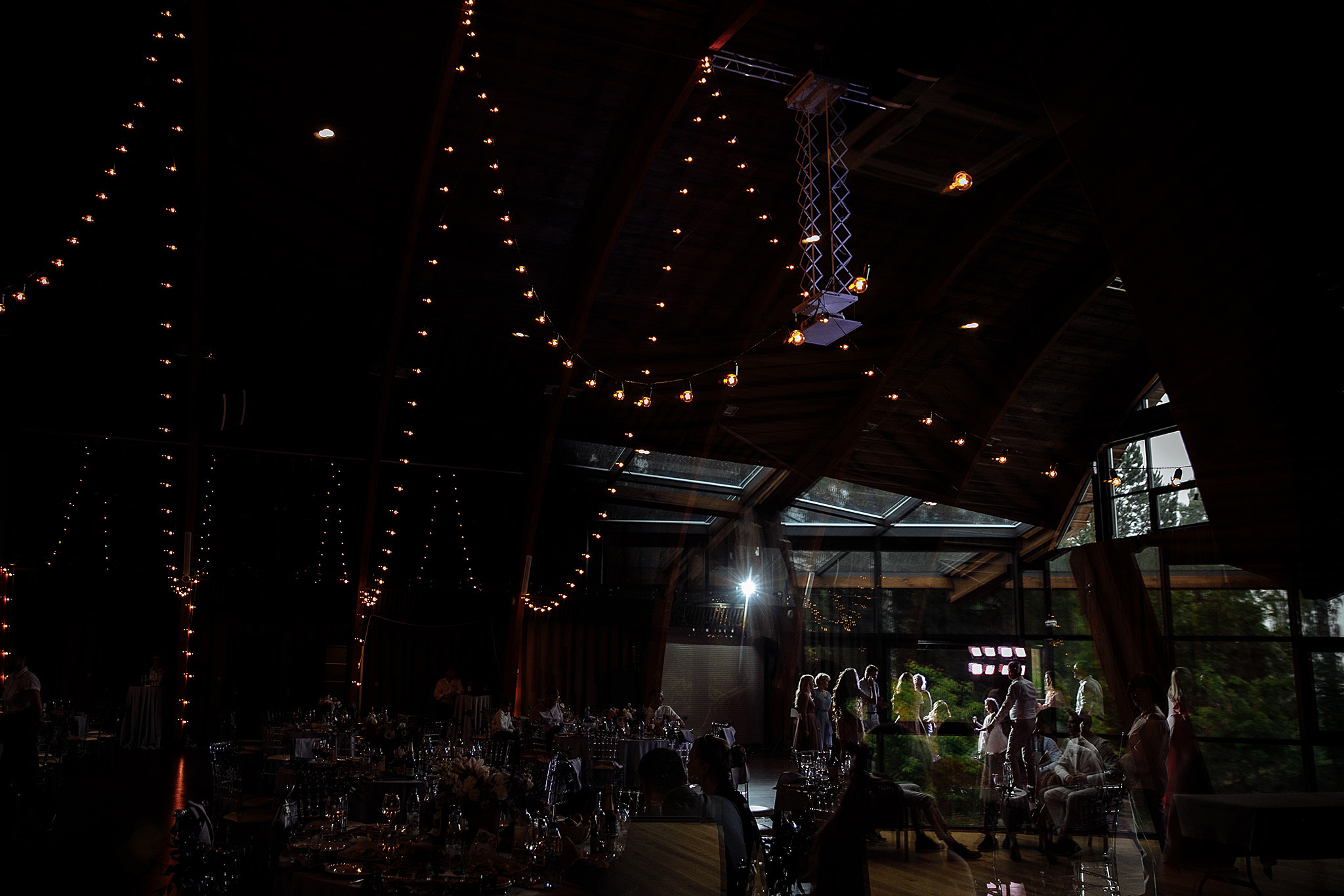 Невеста была прекрасная, погода была ужасная. Фотограф Игорь Цаплин