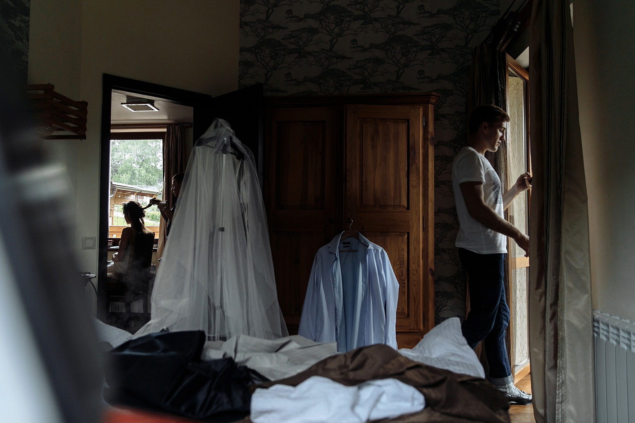 Невеста была прекрасная, погода была ужасная. Фотограф Игорь Цаплин