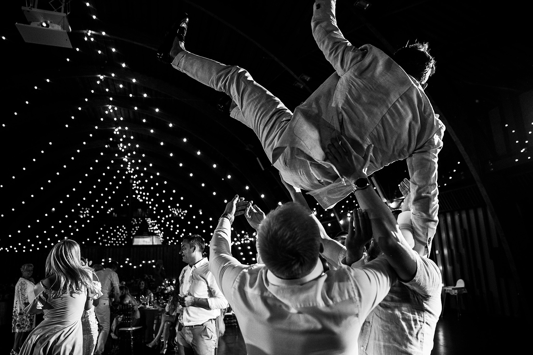 Невеста была прекрасная, погода была ужасная. Фотограф Игорь Цаплин