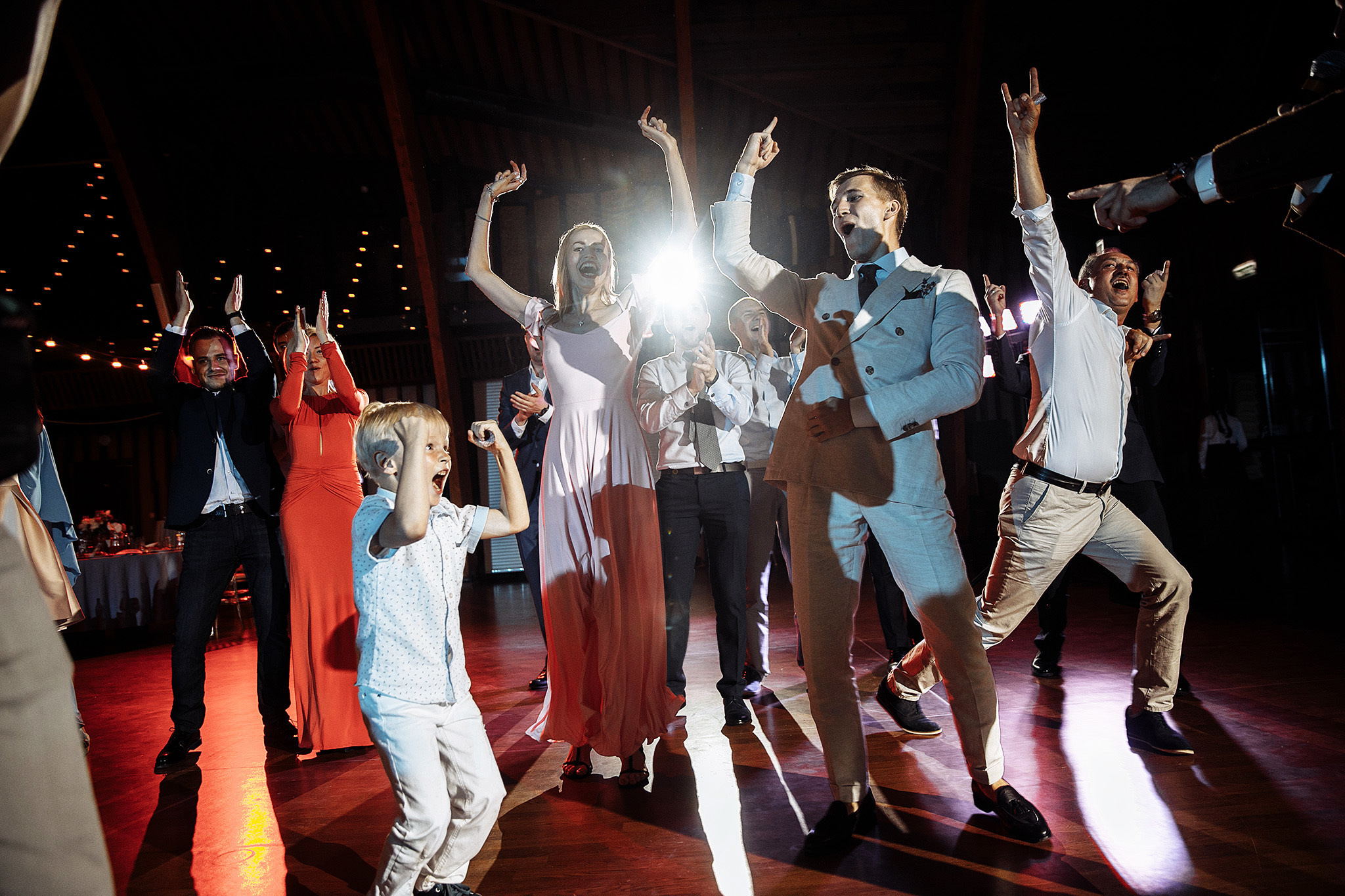 Невеста была прекрасная, погода была ужасная. Фотограф Игорь Цаплин