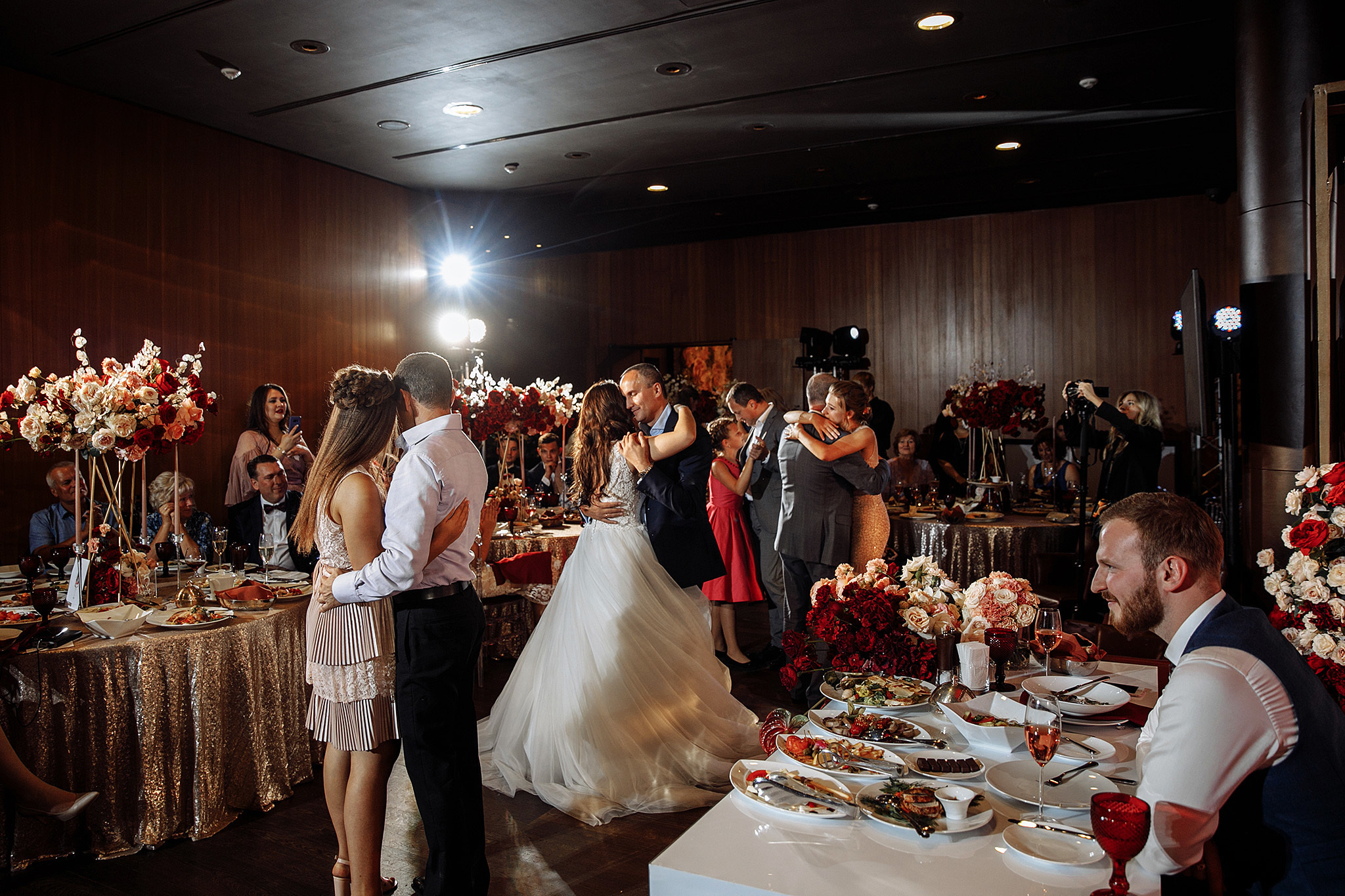 Александр и Алина. Анонс свадьбы от 15 сентября 2018. Фотограф Игорь Цаплин