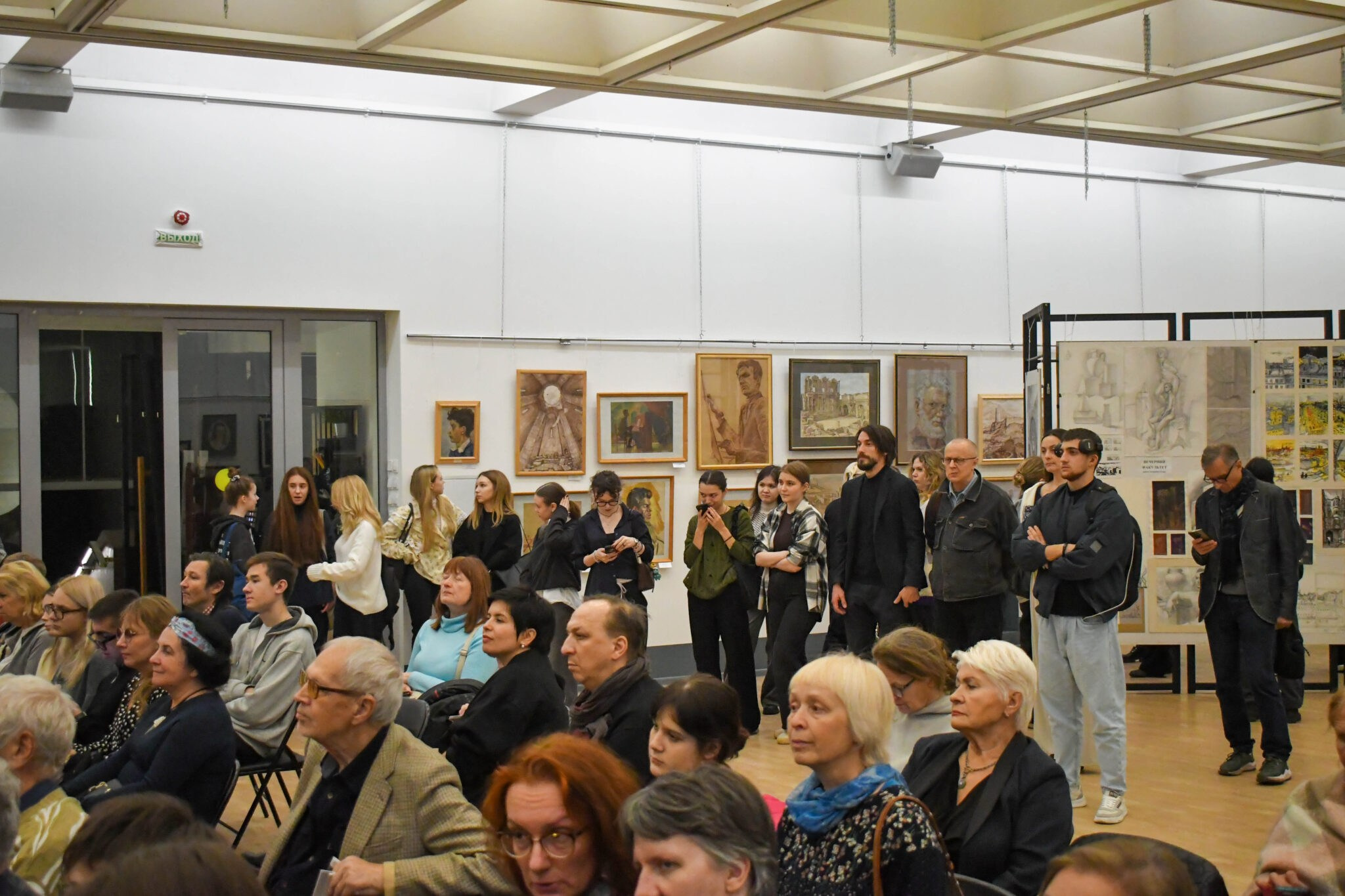 В Центральном Доме архитектора открылась выставка «От ученичества к творчеству. Пути становления мастера». Главная