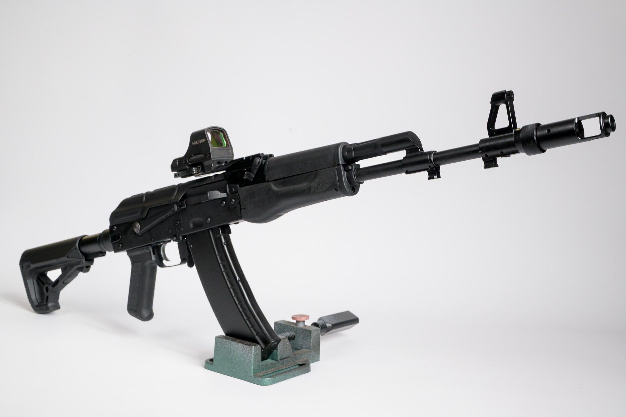 легкий страйкбольный АК из алюминия