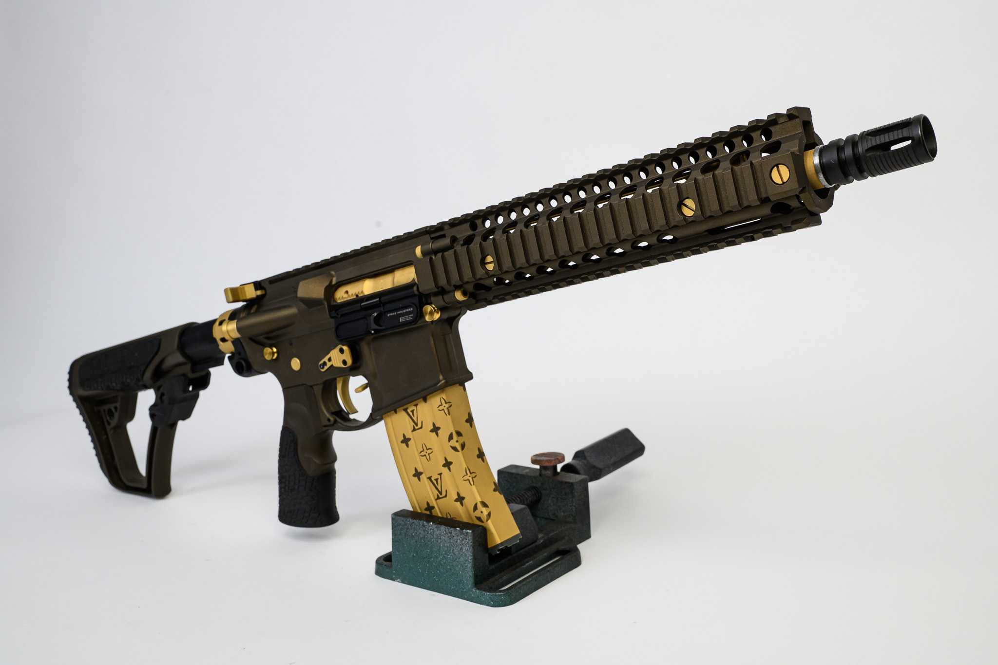 Как проходит покраска страйкбольного оружия в Cerakote. Страйкбольная мастерская Бигич Воркшоп