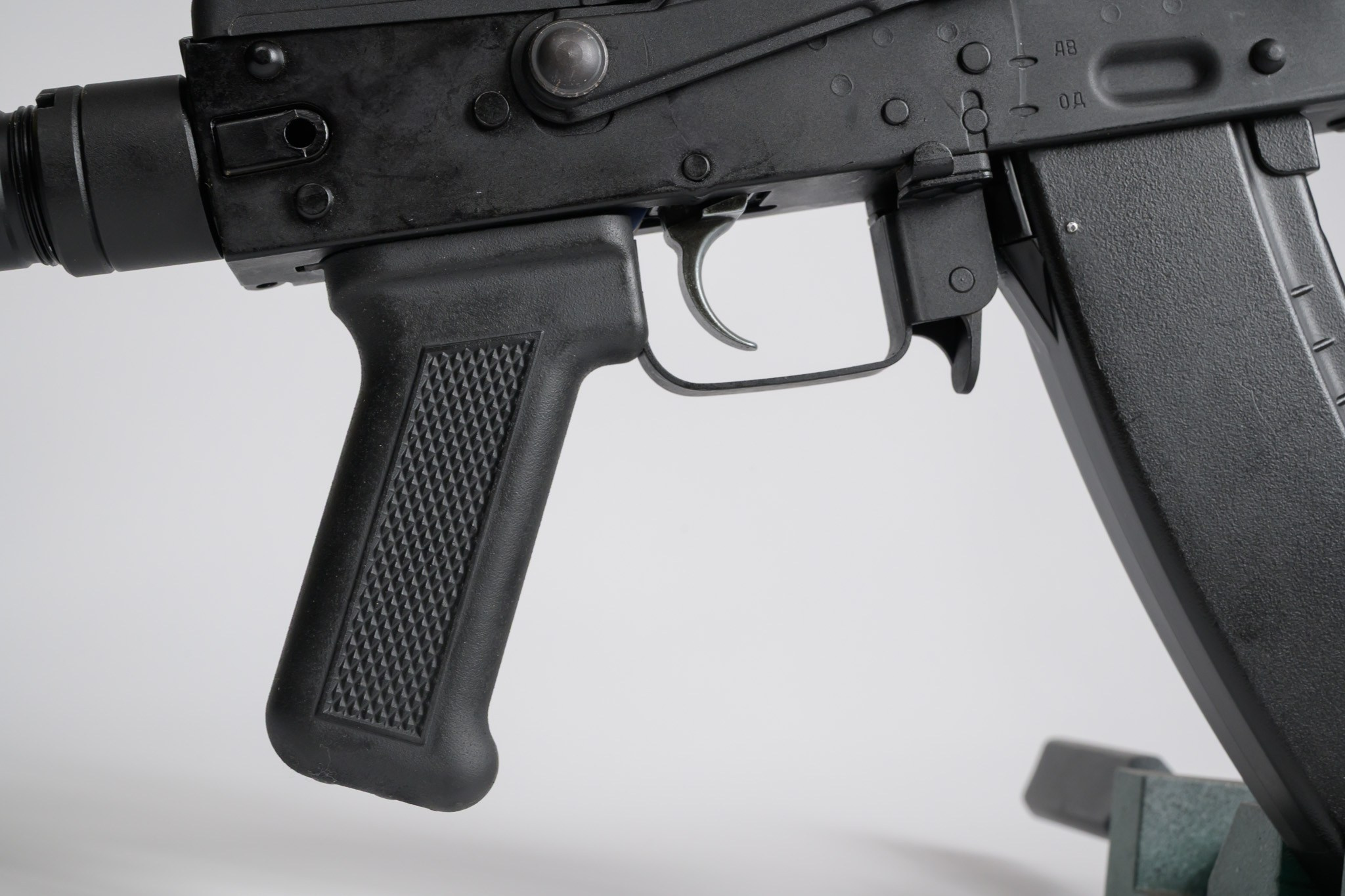 Необычный тюнинг страйкбольного АК — привод из алюминия. Страйкбольная мастерская Бигич Воркшоп