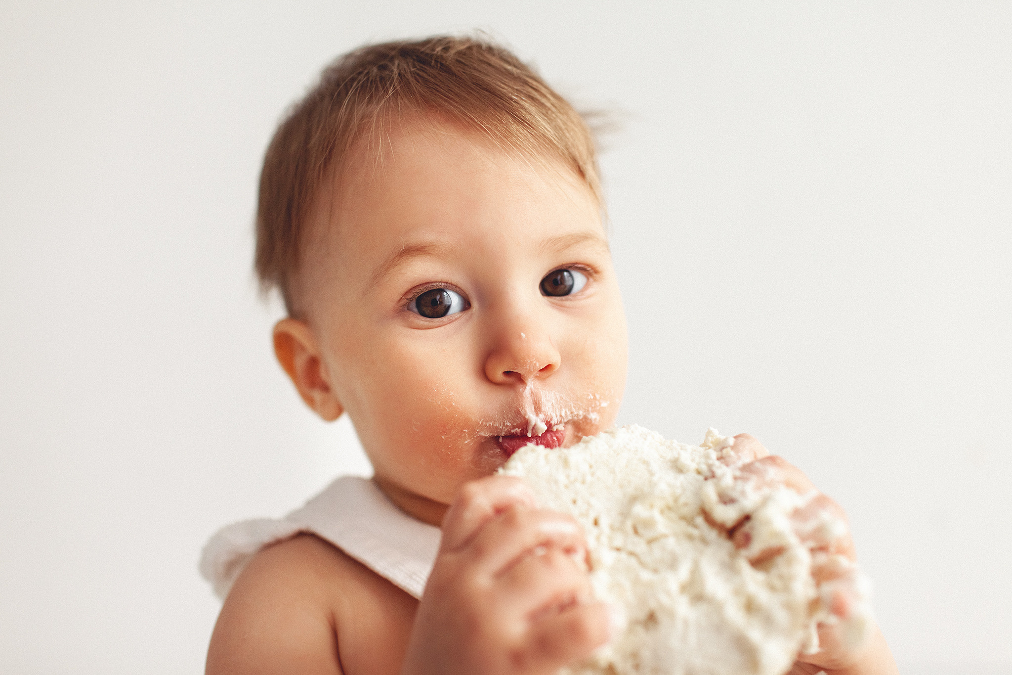 Фотосессия на годик для малышки в Маленькой студии. Детский фотограф в Самаре