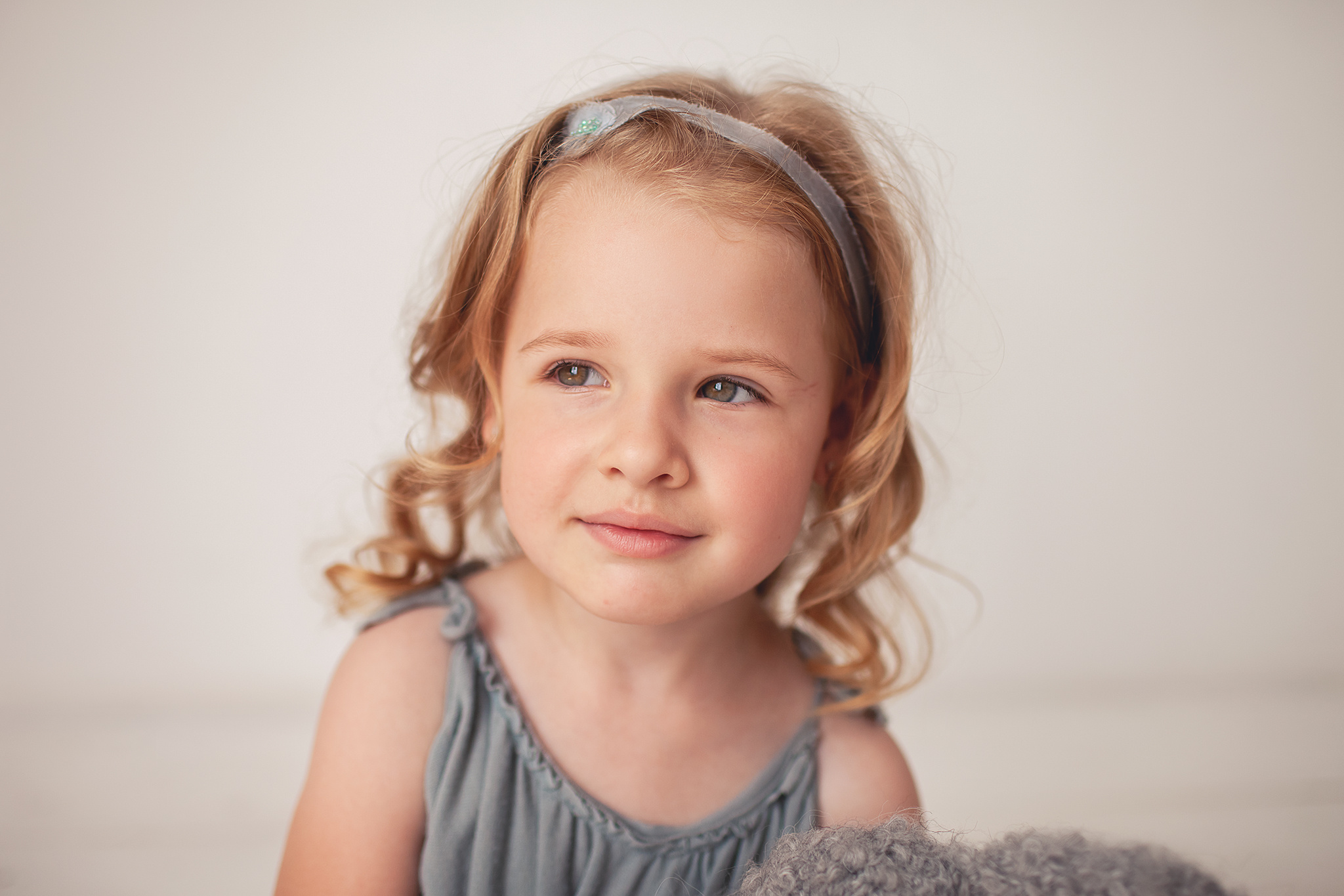 Детский портрет четырёхлетней Даши. Детский фотограф в Самаре