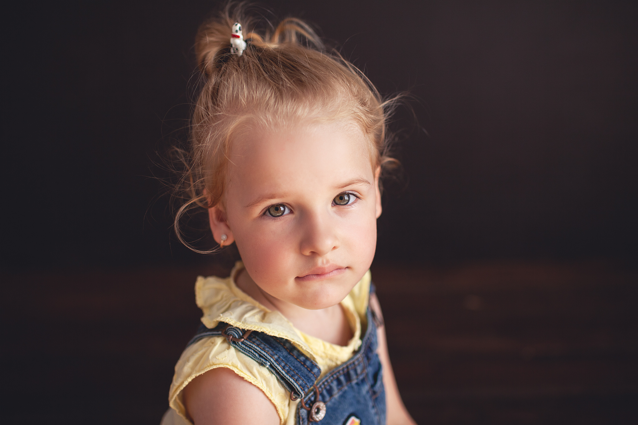 Детский портрет четырёхлетней Даши. Детский фотограф в Самаре