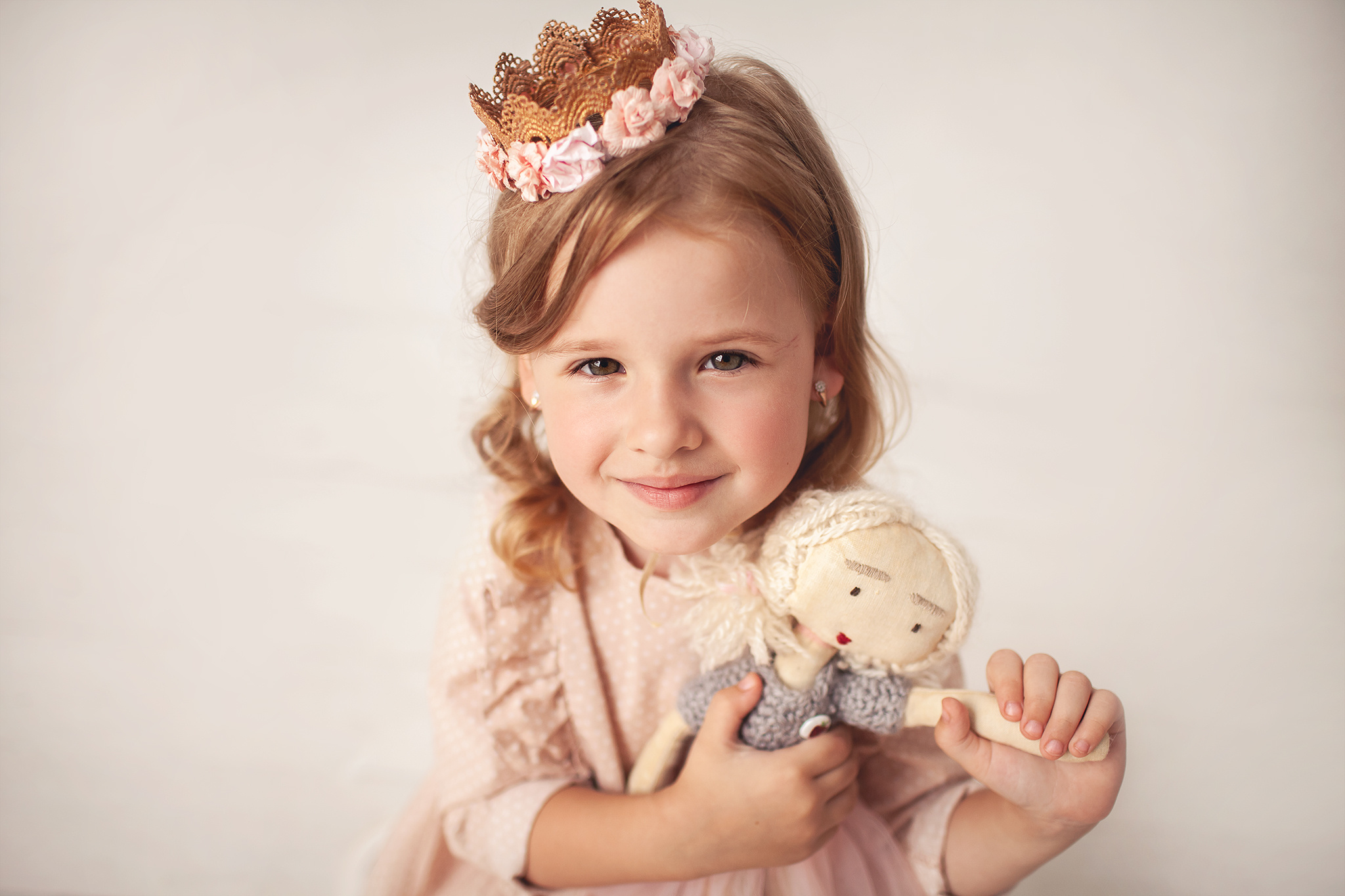 Детский портрет четырёхлетней Даши. Детский фотограф в Самаре