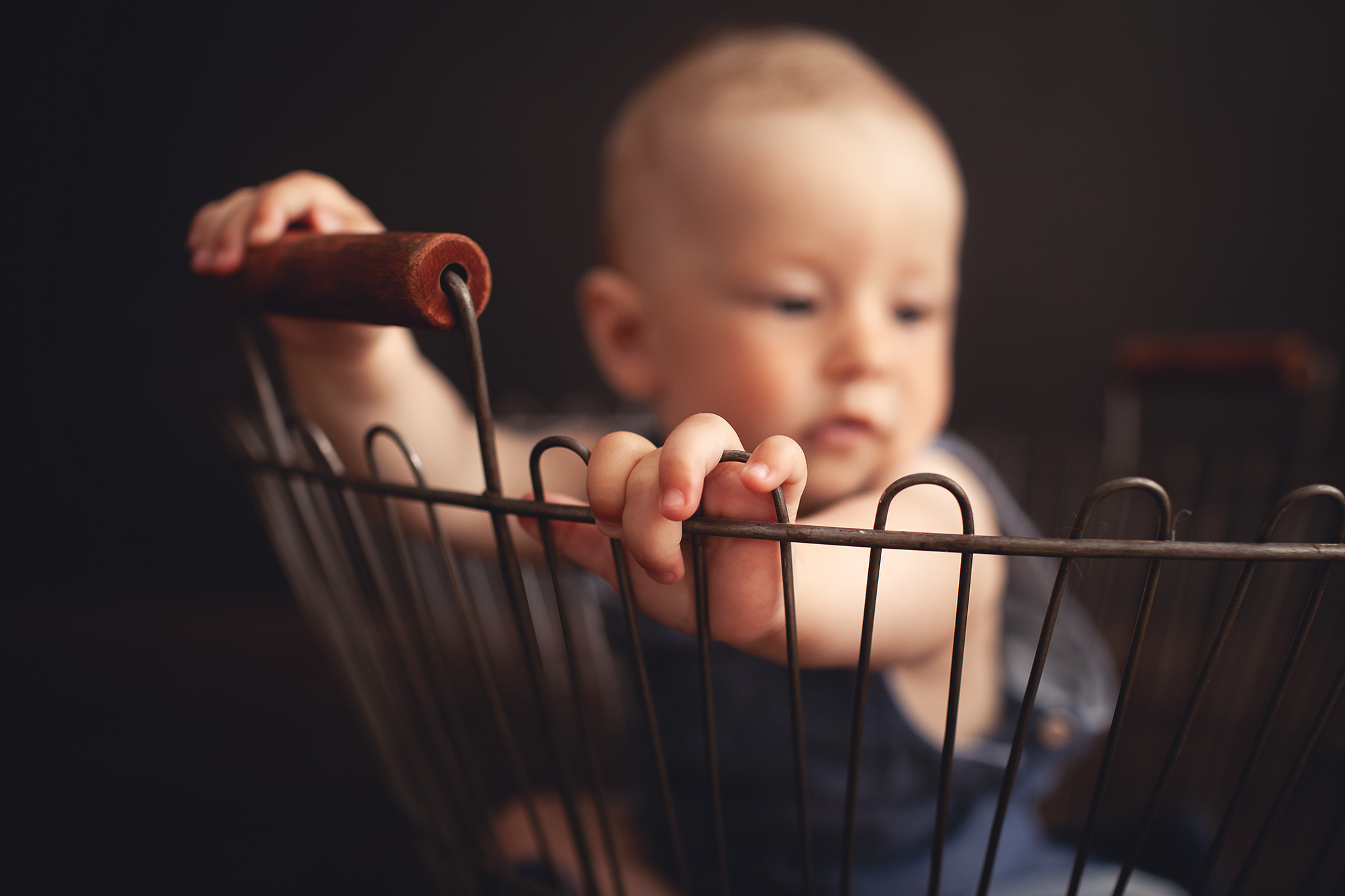 В этой статье я расскажу как проходит фотосъёмка малыша 6 месяцев. Детский фотограф в Самаре