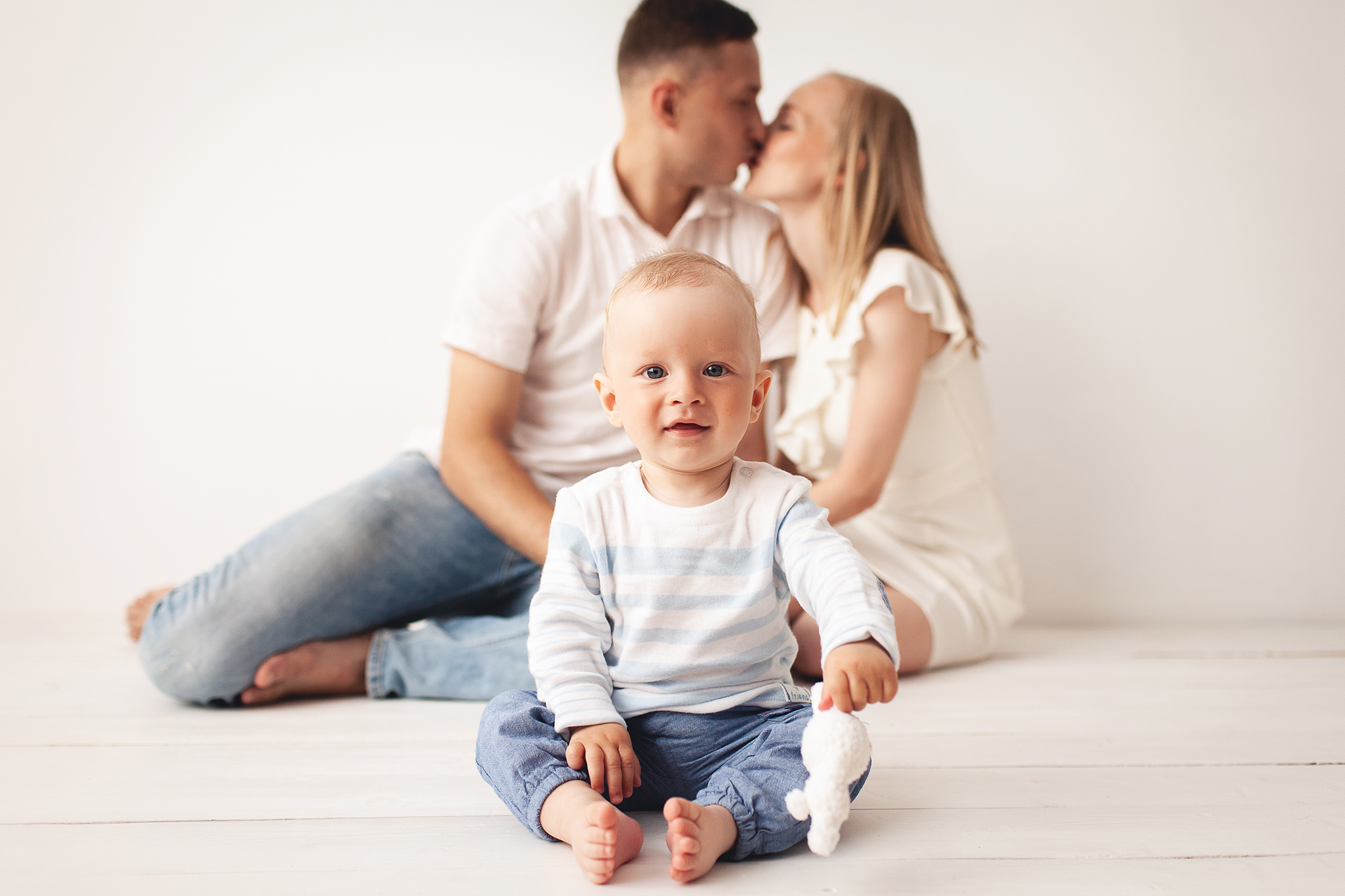 В этой статье я расскажу как проходит фотосъёмка малыша 6 месяцев. Детский фотограф в Самаре