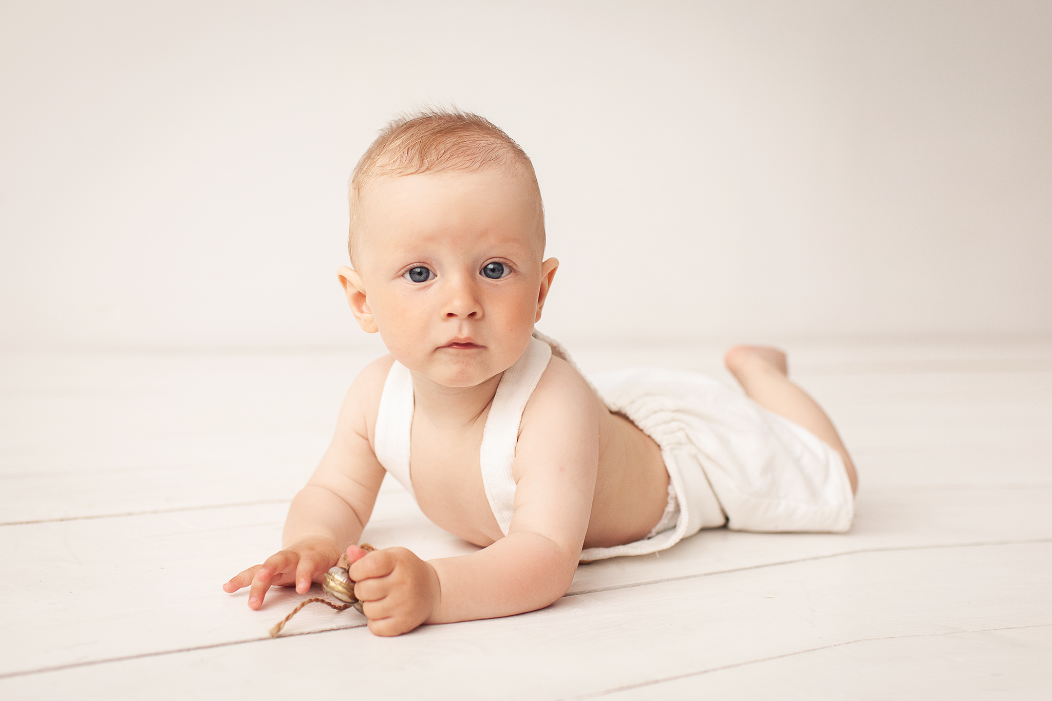 В этой статье я расскажу как проходит фотосъёмка малыша 6 месяцев. Детский фотограф в Самаре