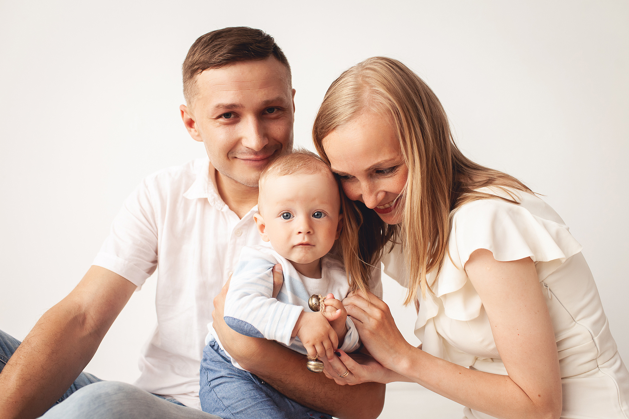 В этой статье я расскажу как проходит фотосъёмка малыша 6 месяцев. Детский фотограф в Самаре