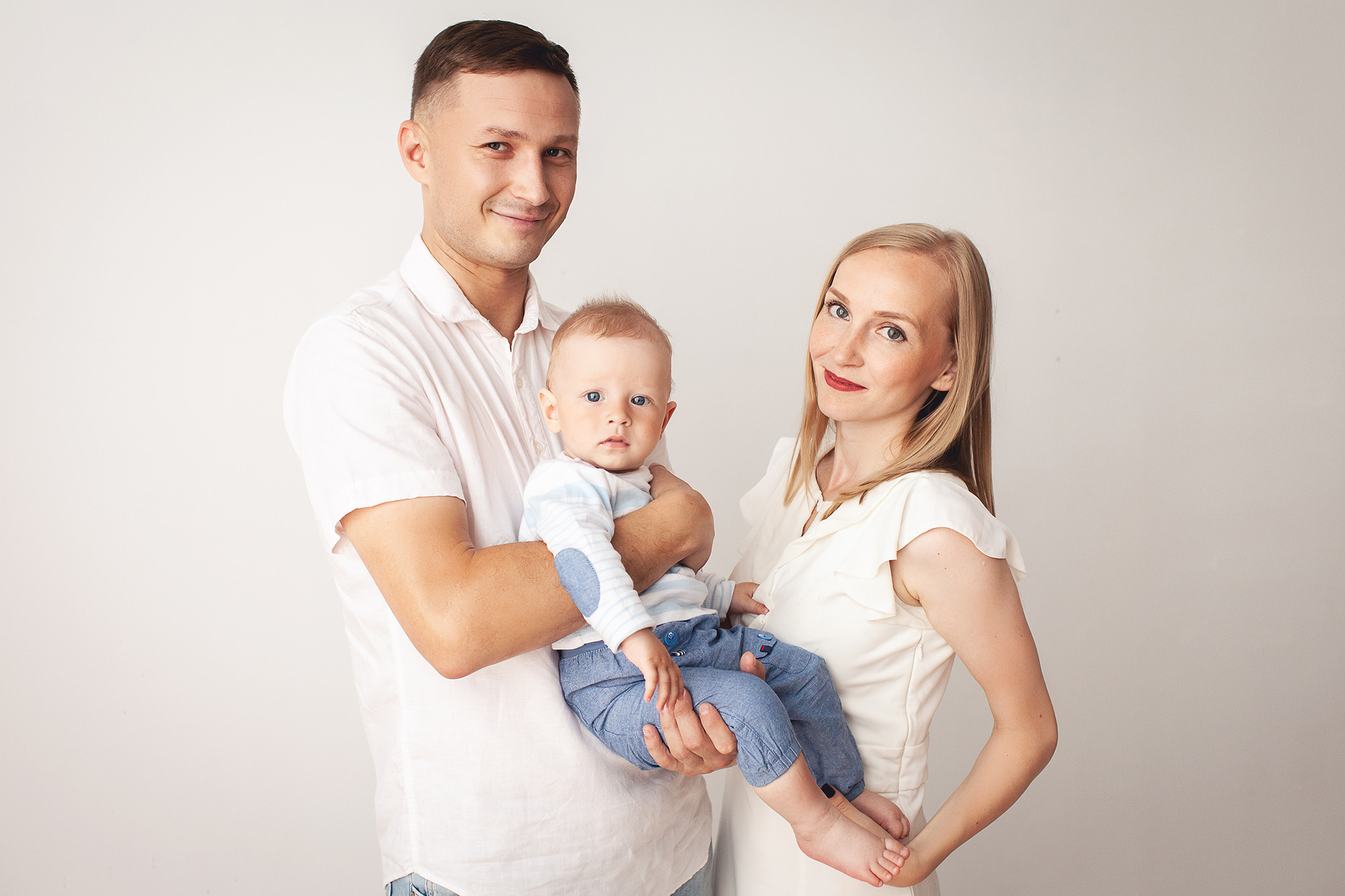 В этой статье я расскажу как проходит фотосъёмка малыша 6 месяцев. Детский фотограф в Самаре