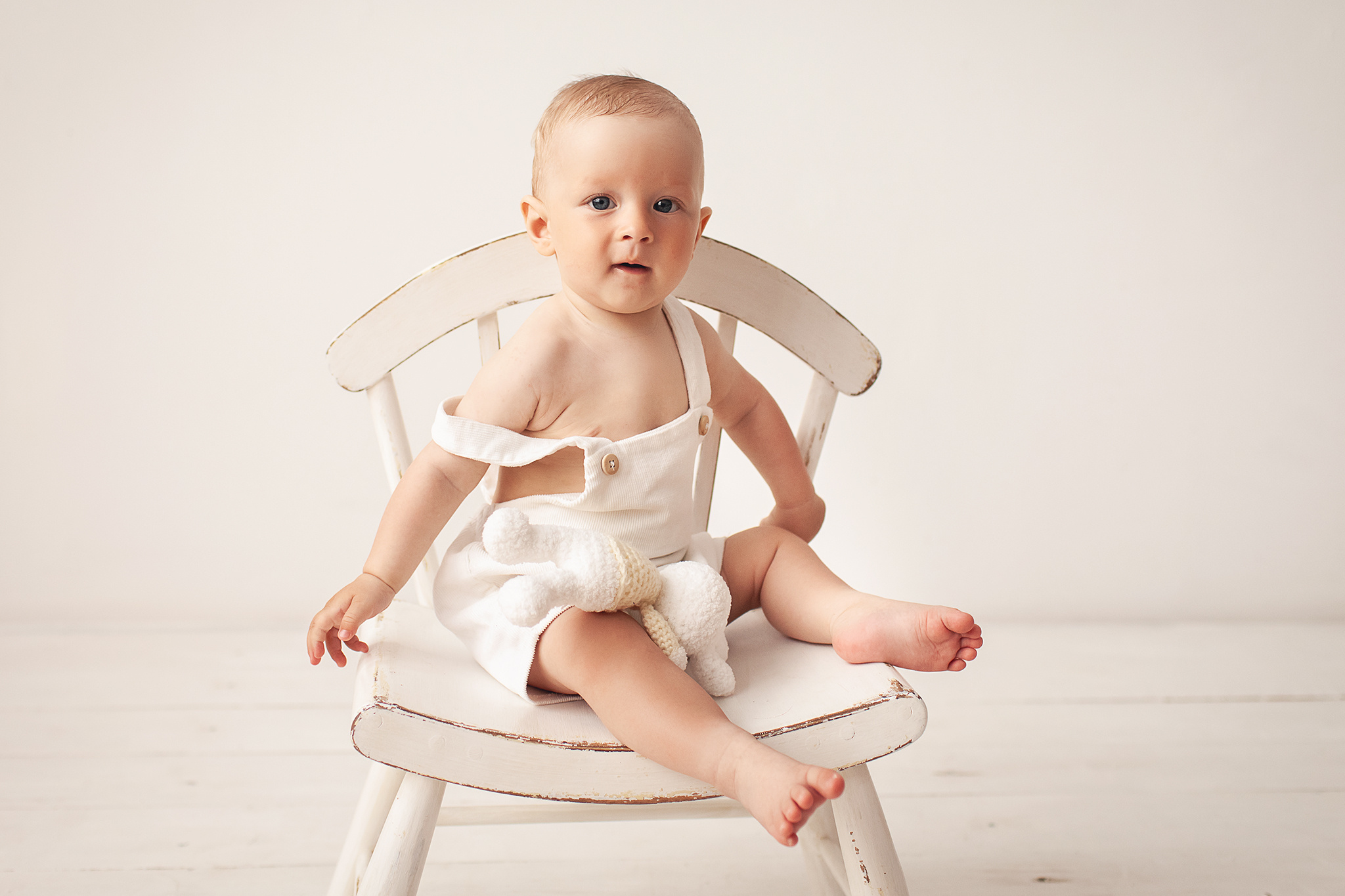 В этой статье я расскажу как проходит фотосъёмка малыша 6 месяцев. Детский фотограф в Самаре