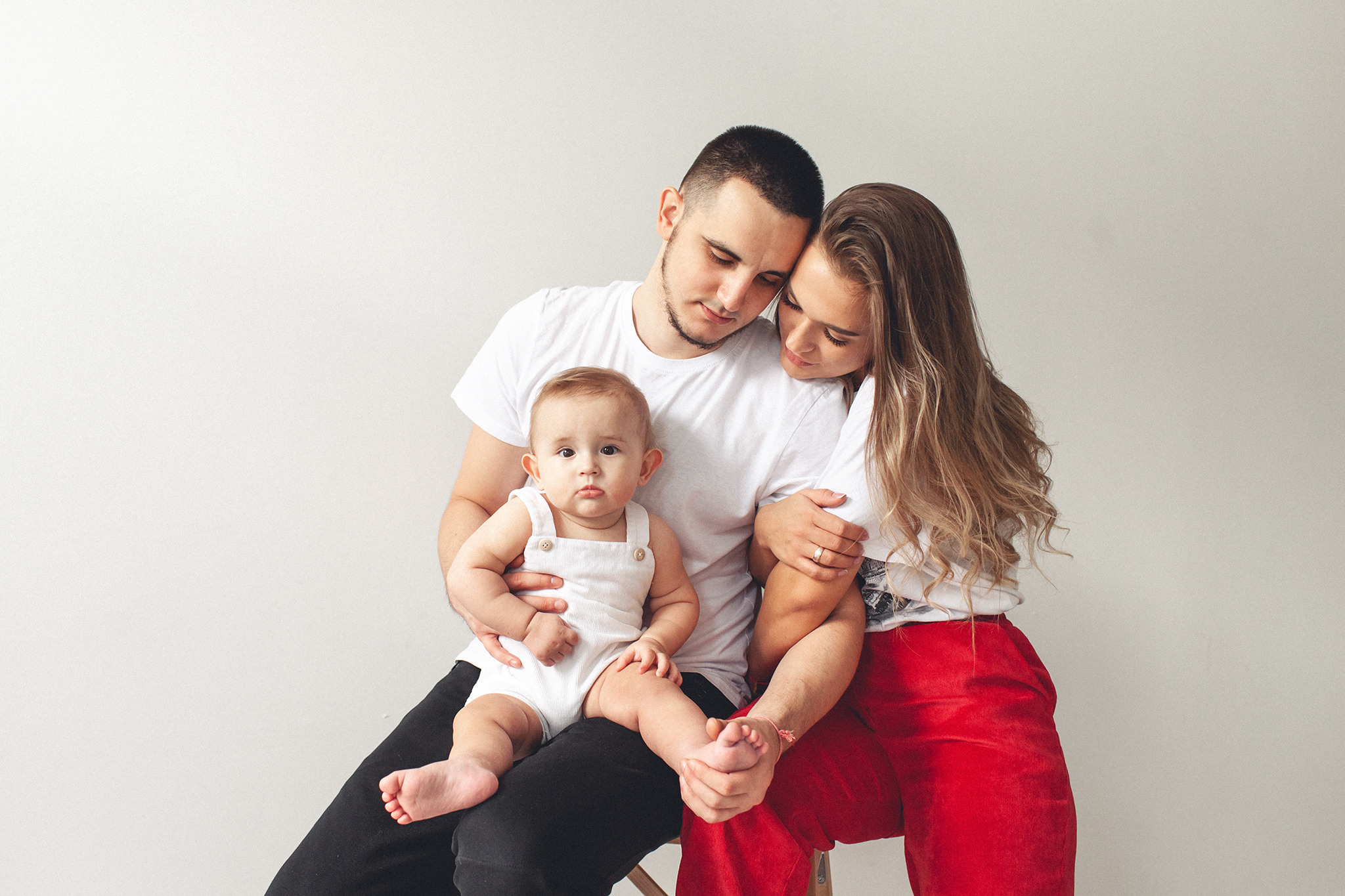 Фотосессия На одном квадратном метре и одной табуретке. Детский фотограф в Самаре