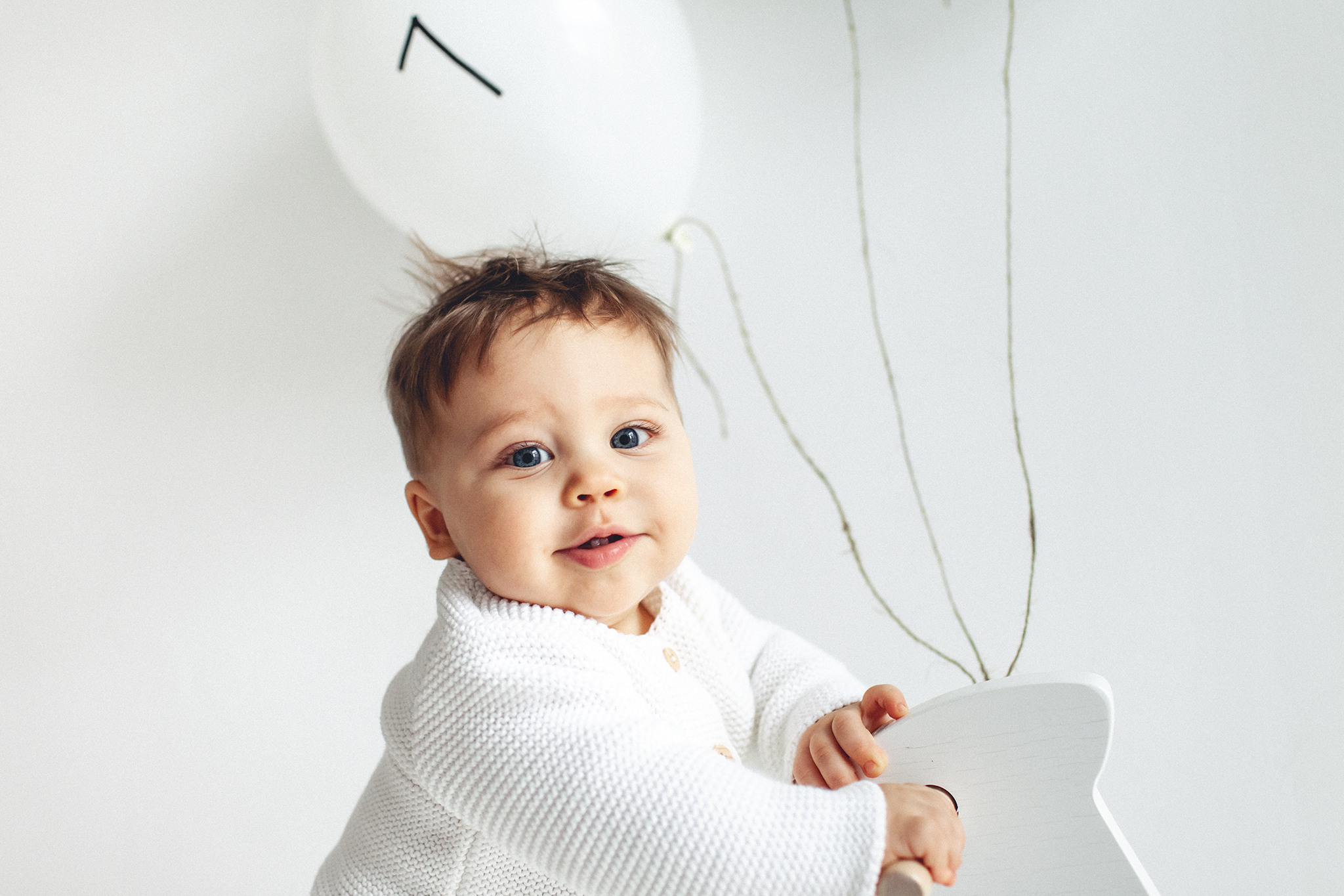 Семейная фотосессия с мамой, папой и шляпой. Детский фотограф в Самаре