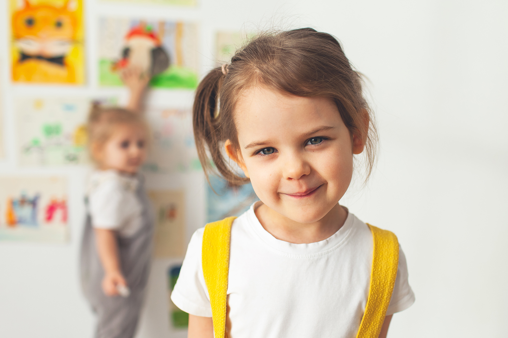 Эти рисунки принесла мама Маши и Сони. Часть из них нарисована старшен. Детский фотограф в Самаре