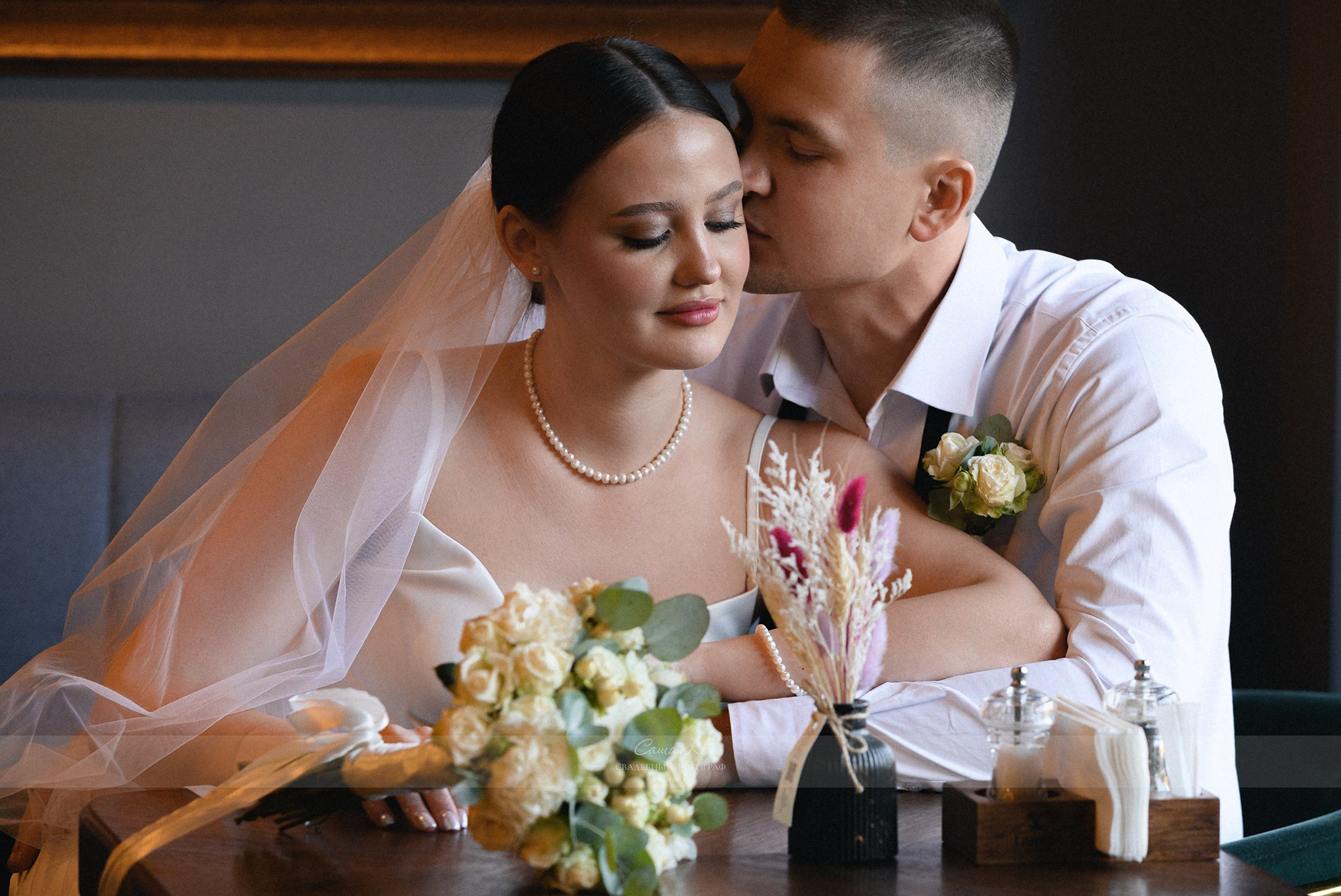 Репортажная съемка корпоративного мероприятия в Новосибирске: динамика и взаимодействие.