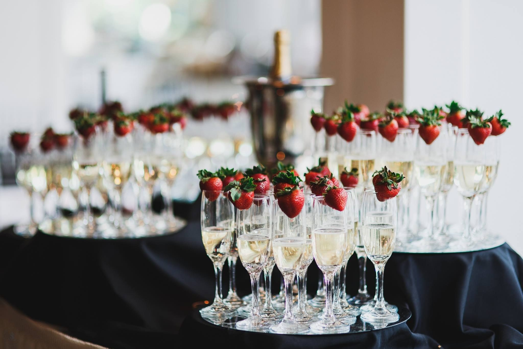 Все, что вам необходимо знать о свадебном торте. Свадебный и семейный фотограф Москва и Московская область