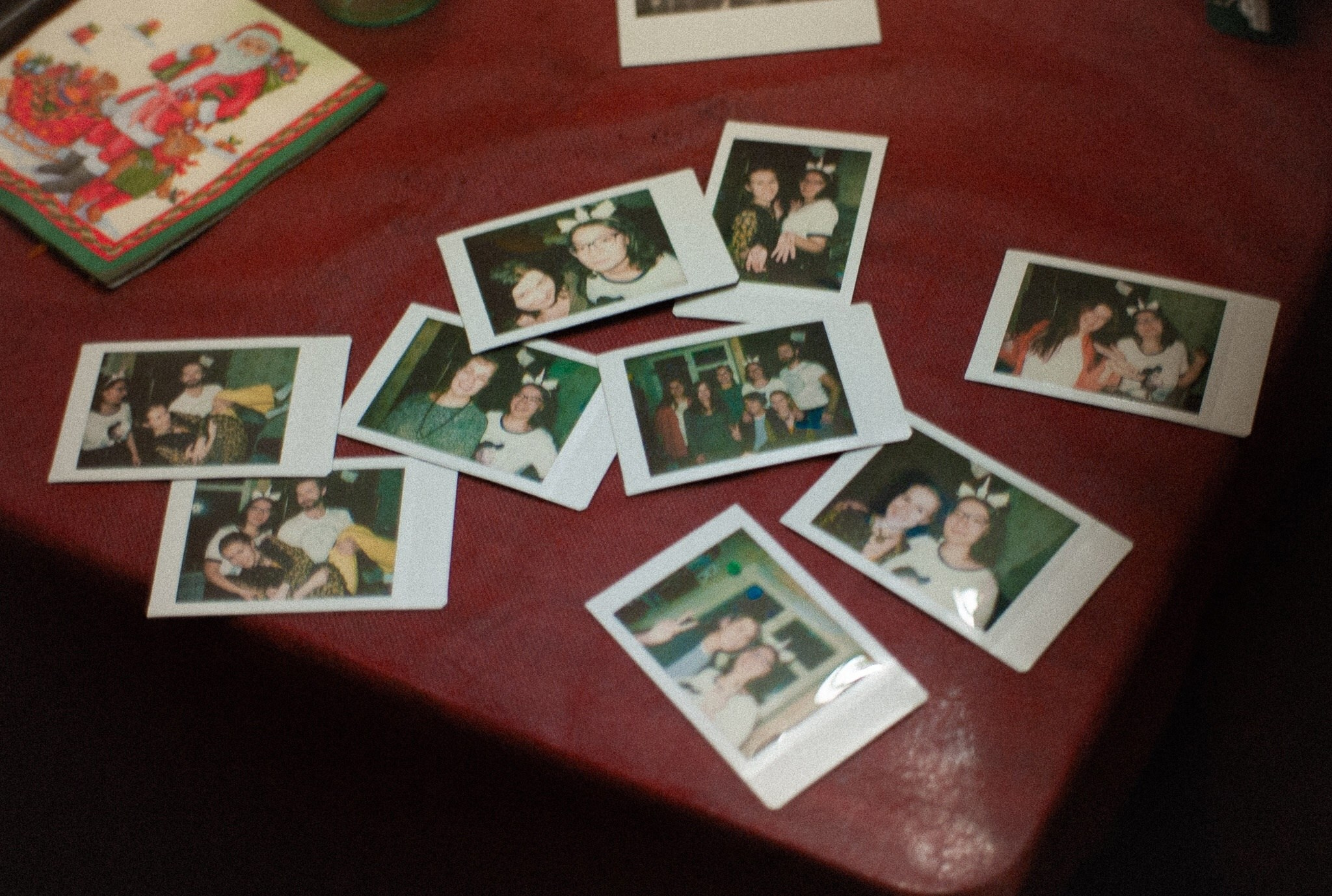 Фотосъемка новогоднего корпоратива на Polaroid, Instax