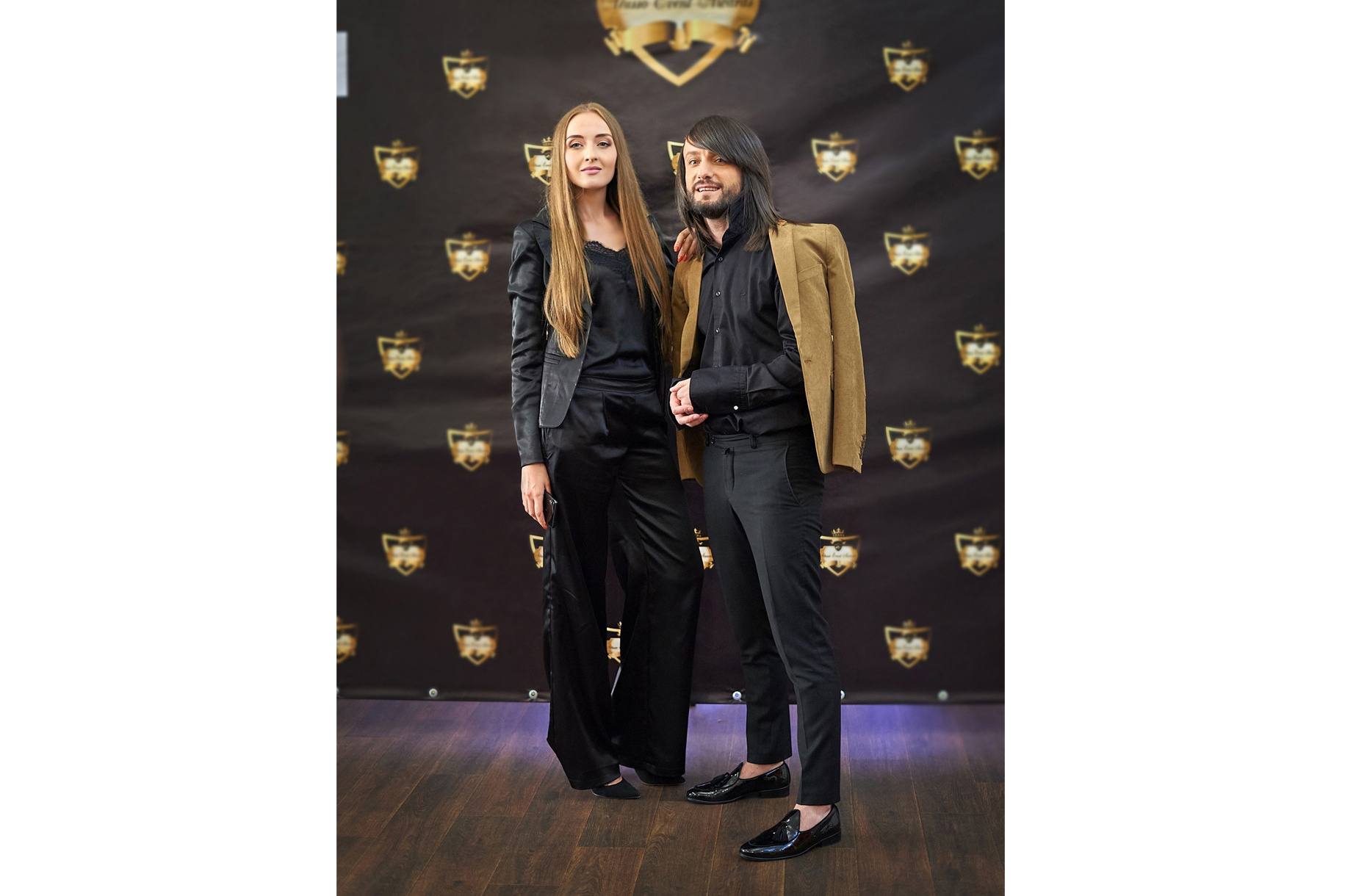 照片庫. 根據照片訂購繪畫和肖像。藝術家 Sofia Rechling