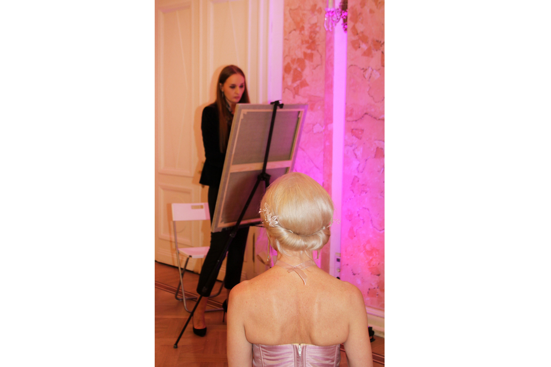 照片庫. 根據照片訂購繪畫和肖像。藝術家 Sofia Rechling