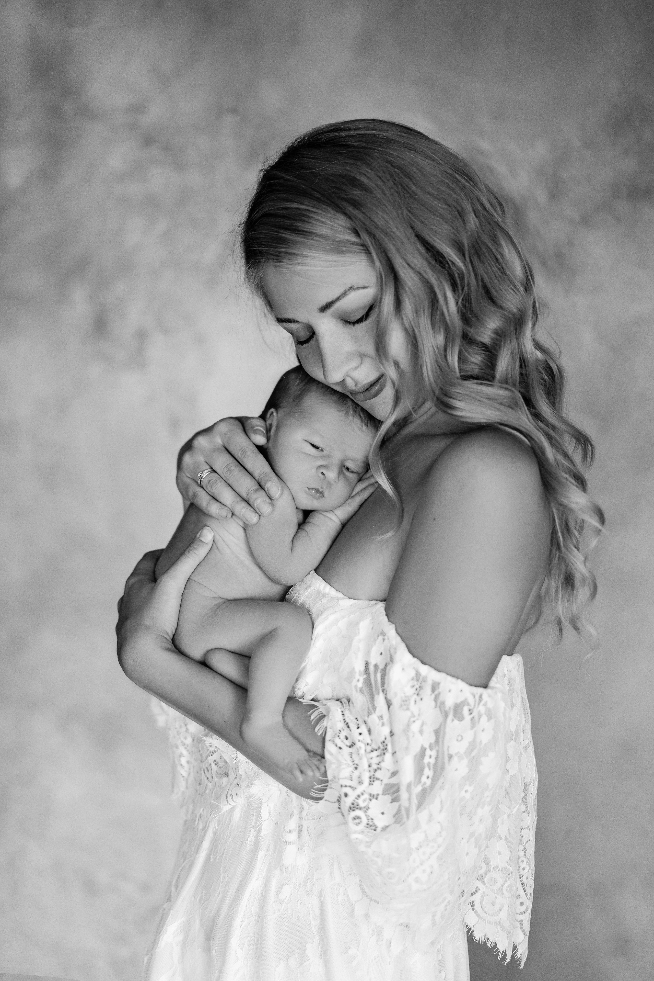 Новорожденные. Классика. Фотограф новорожденных беременных в Тюмени Ткачук Татьяна