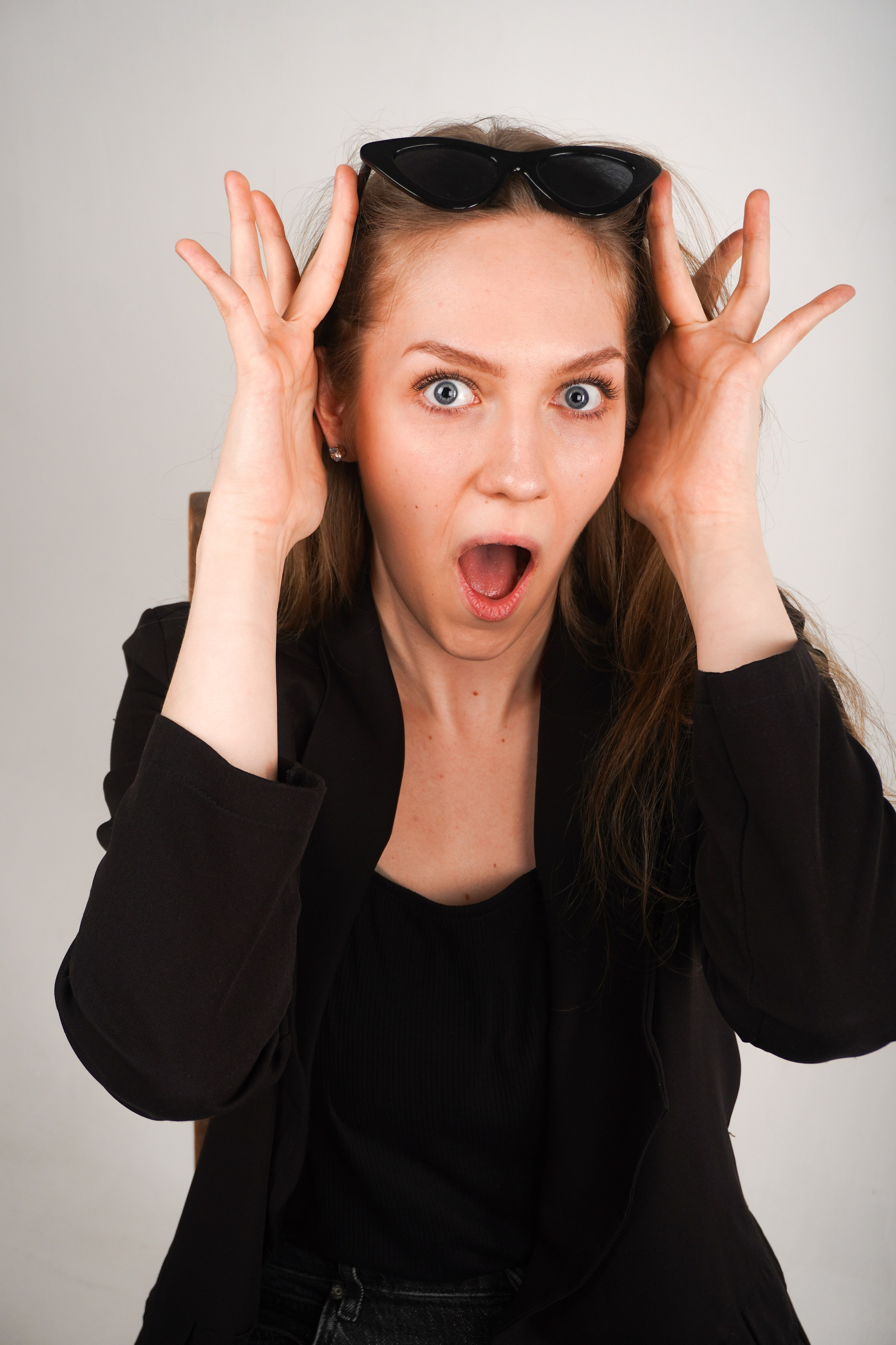 Отработка эмоций на фотосъёмке для актеров и актрис. Фотограф Кузнецова Мария. СПб.