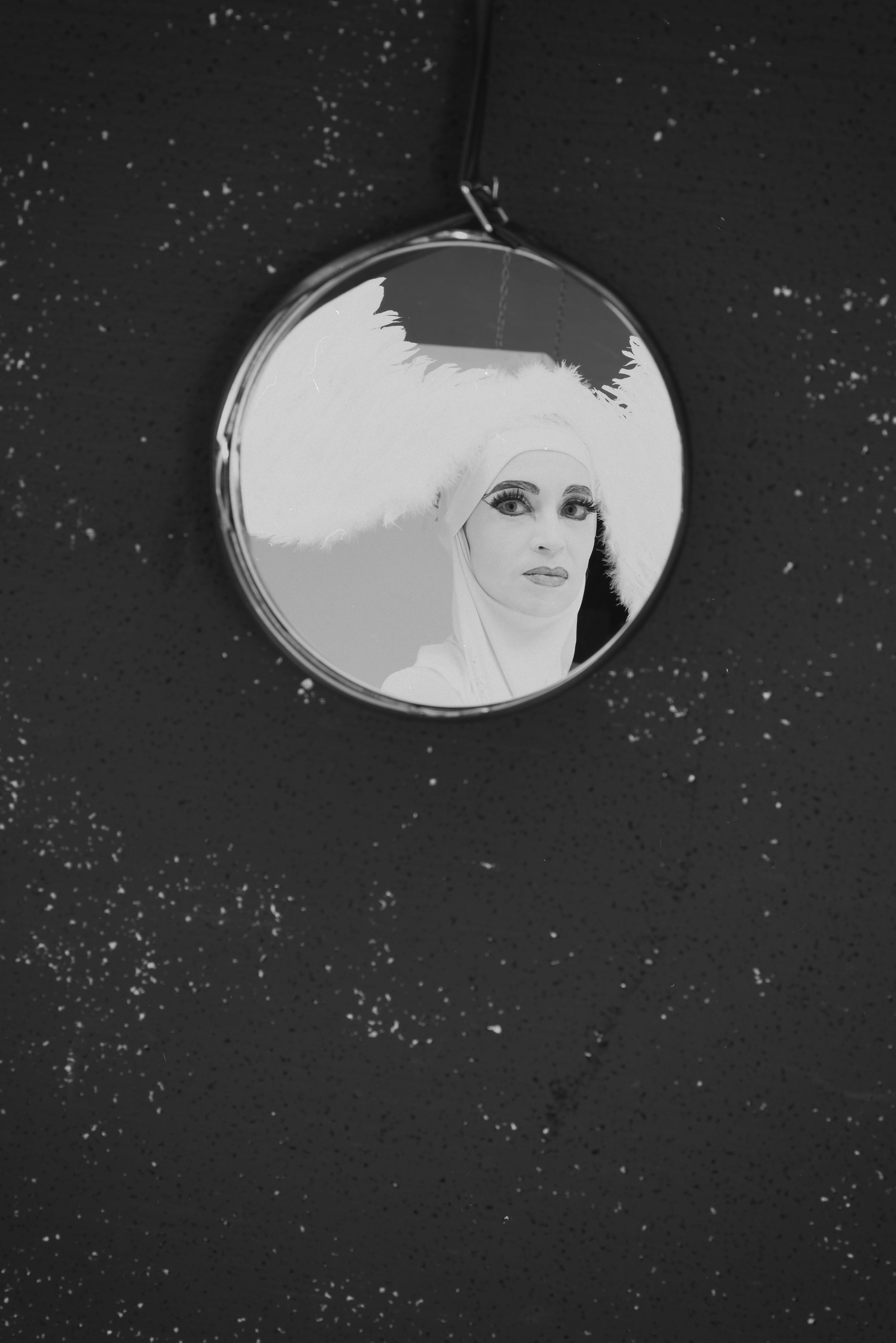 DIVIDE & CONQUER. Yulia Yurchevskaya | Art Director & Visual Visionary