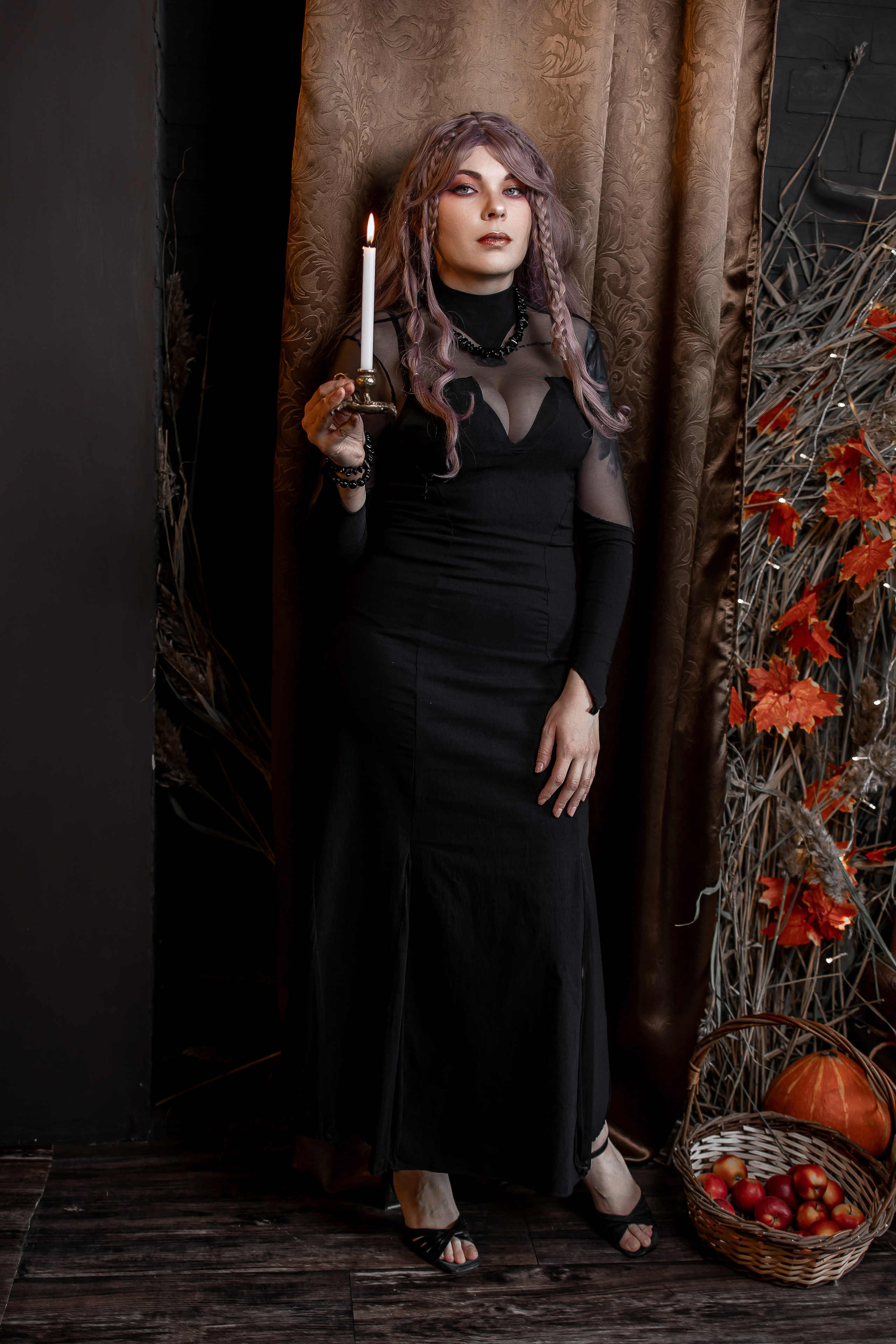 Готические образы. Интерьерная фотостудия Background в Омске