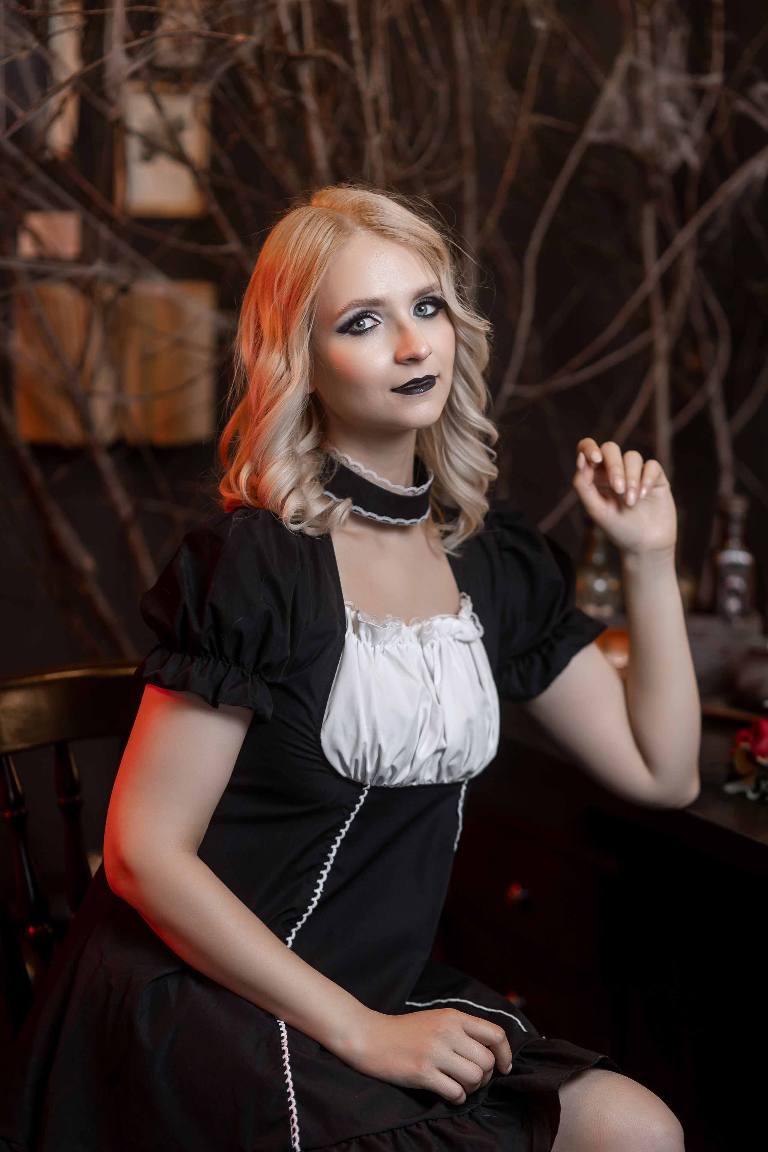 Готические образы. Интерьерная фотостудия Background в Омске