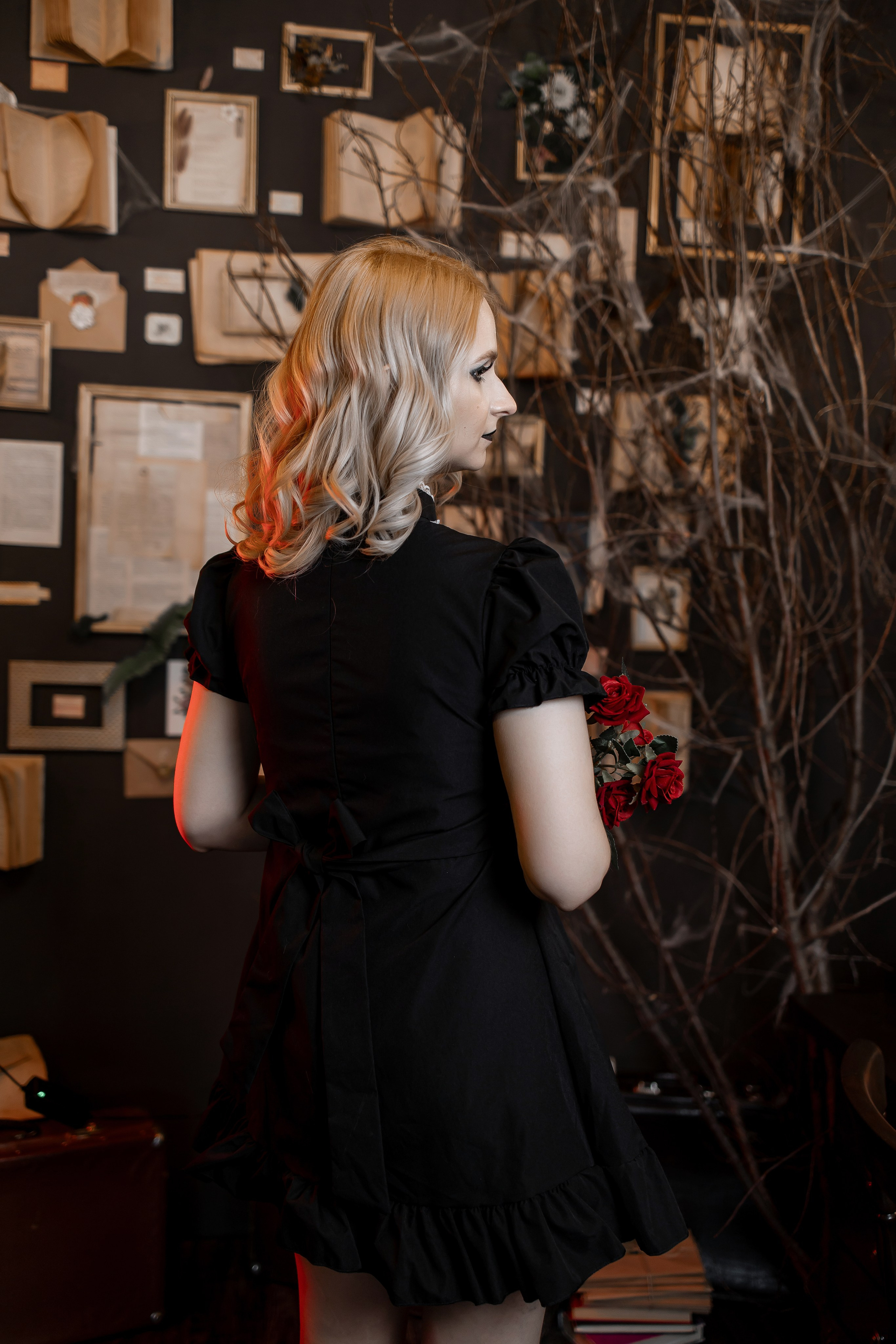 Готические образы. Интерьерная фотостудия Background в Омске