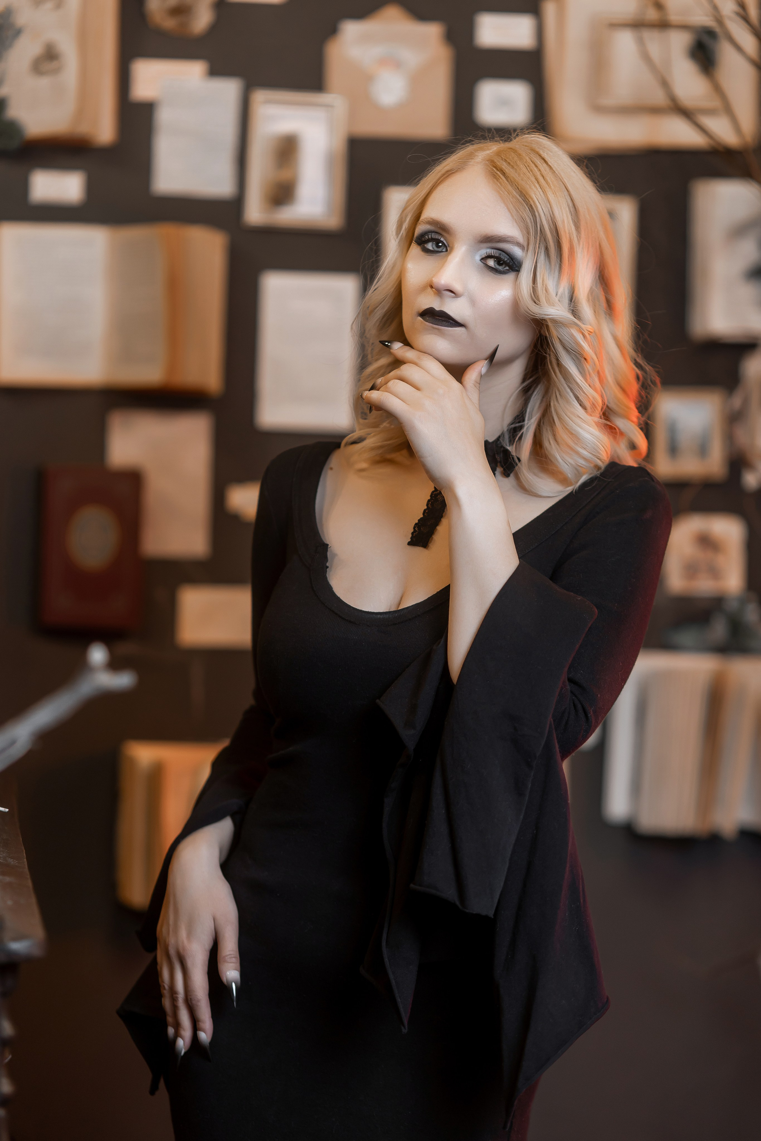 Готические образы. Интерьерная фотостудия Background в Омске