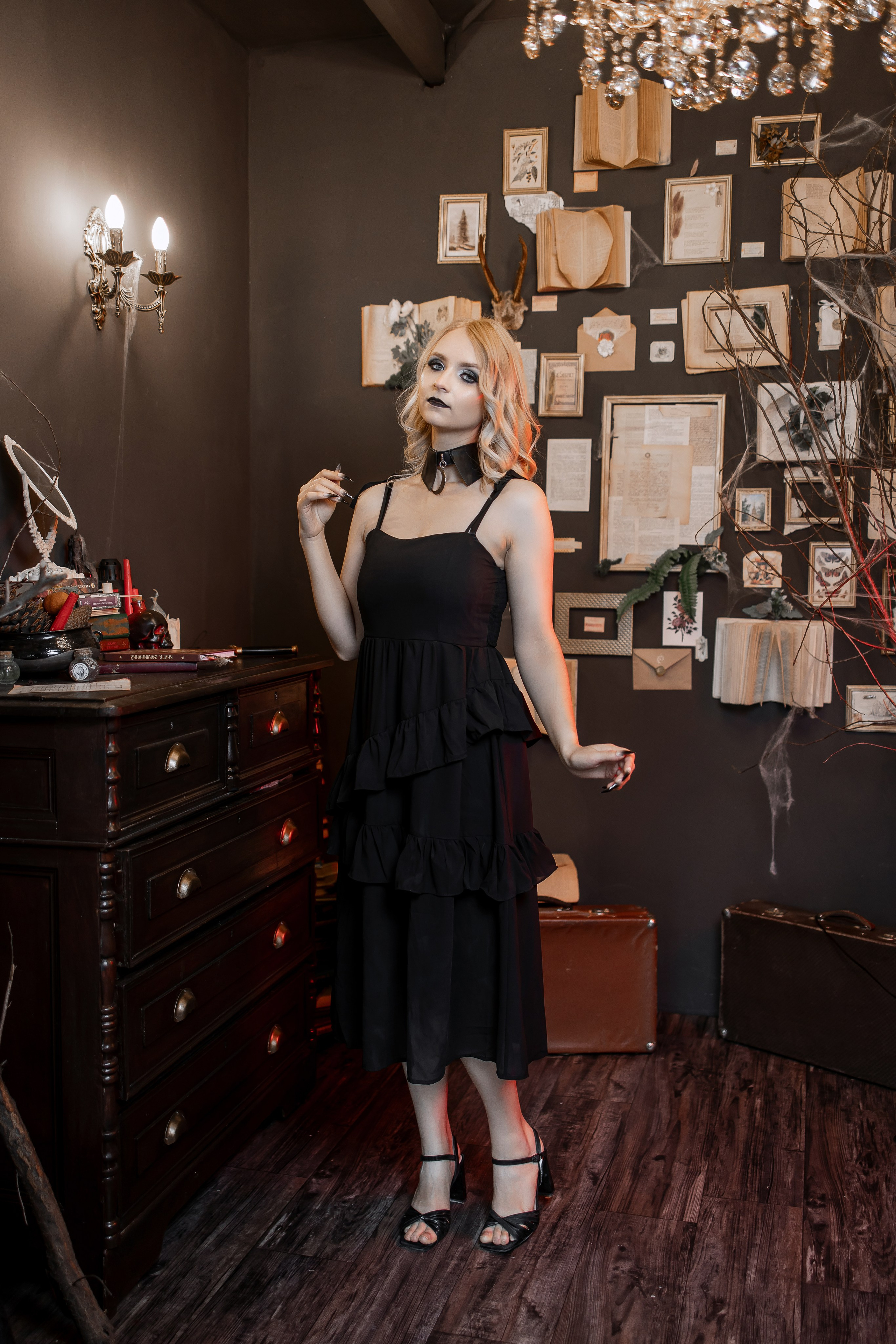 Готические образы. Интерьерная фотостудия Background в Омске